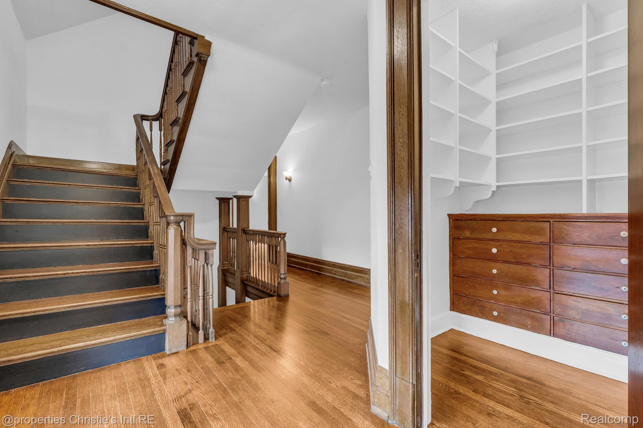 610 Chicago Boulevard