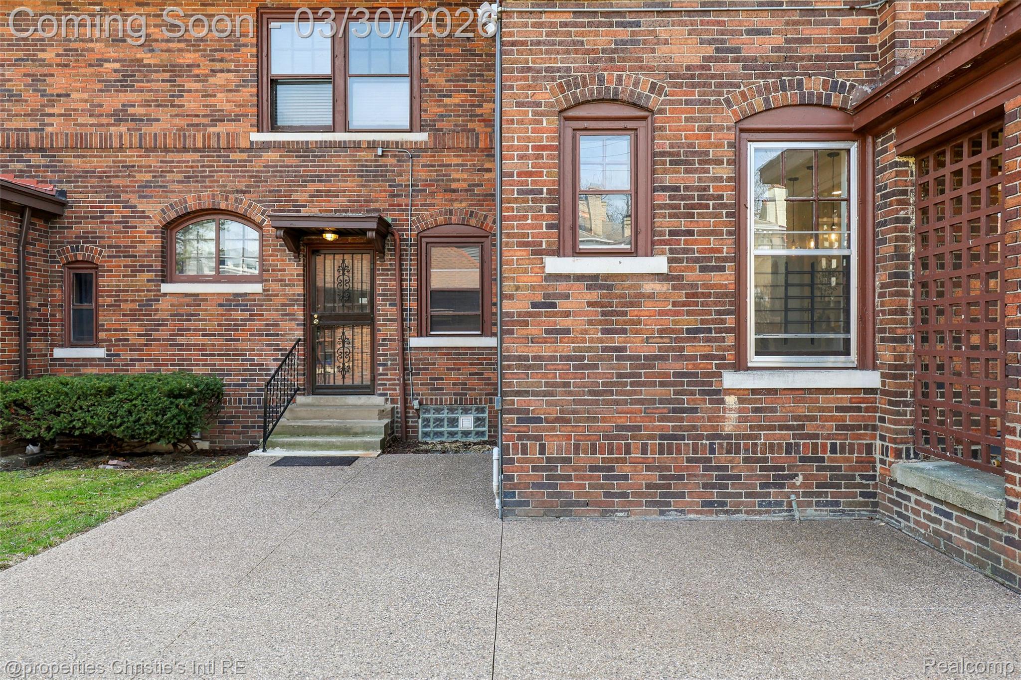 610 Chicago Boulevard