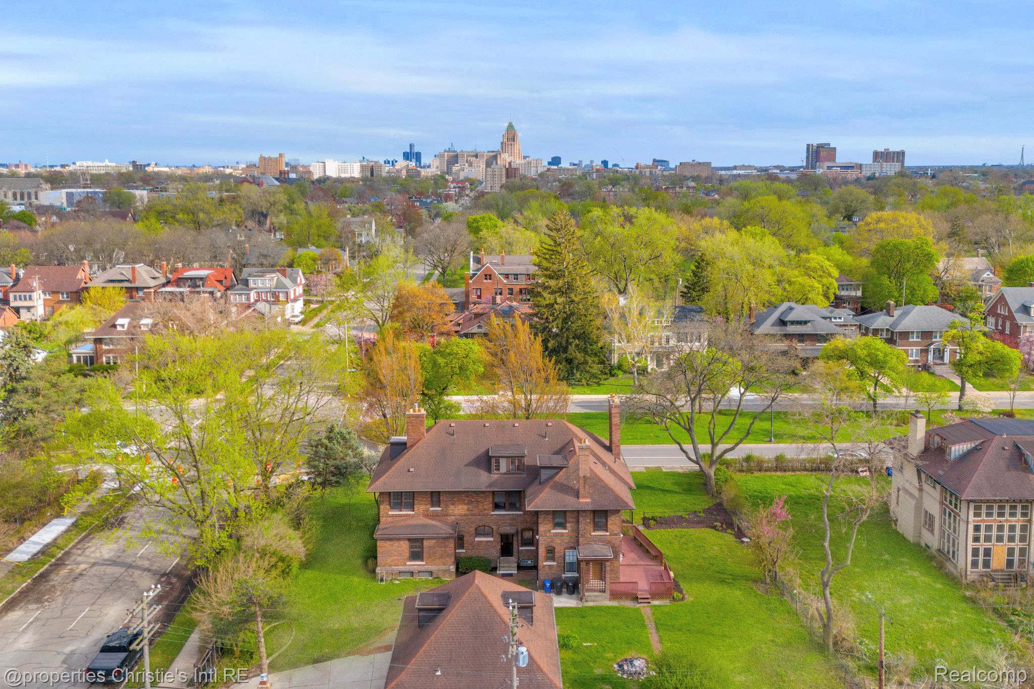 610 Chicago Boulevard