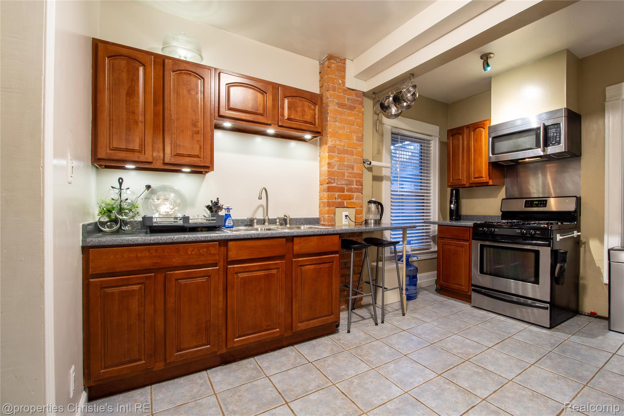 4751 Trumbull Street