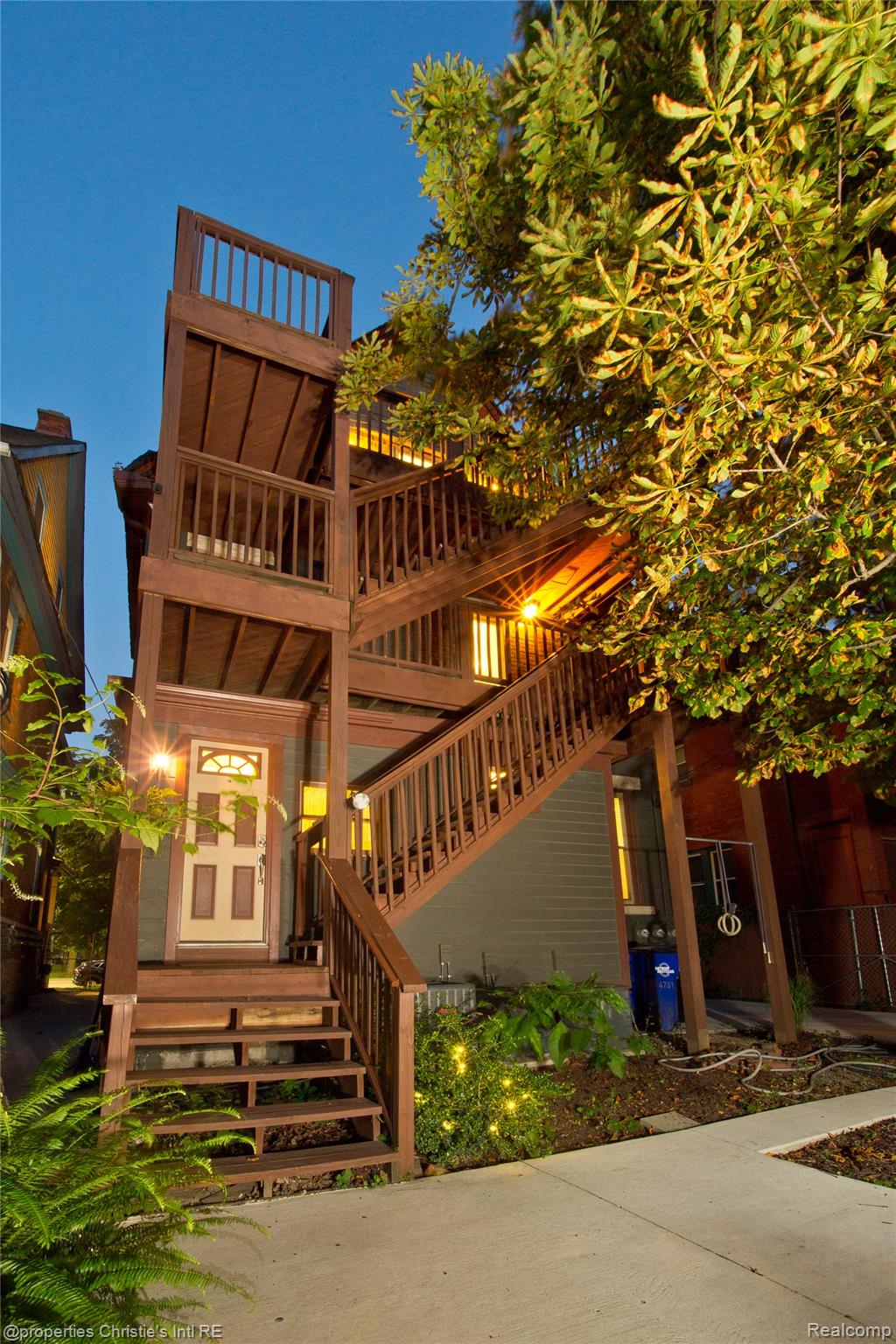 4751 Trumbull Street