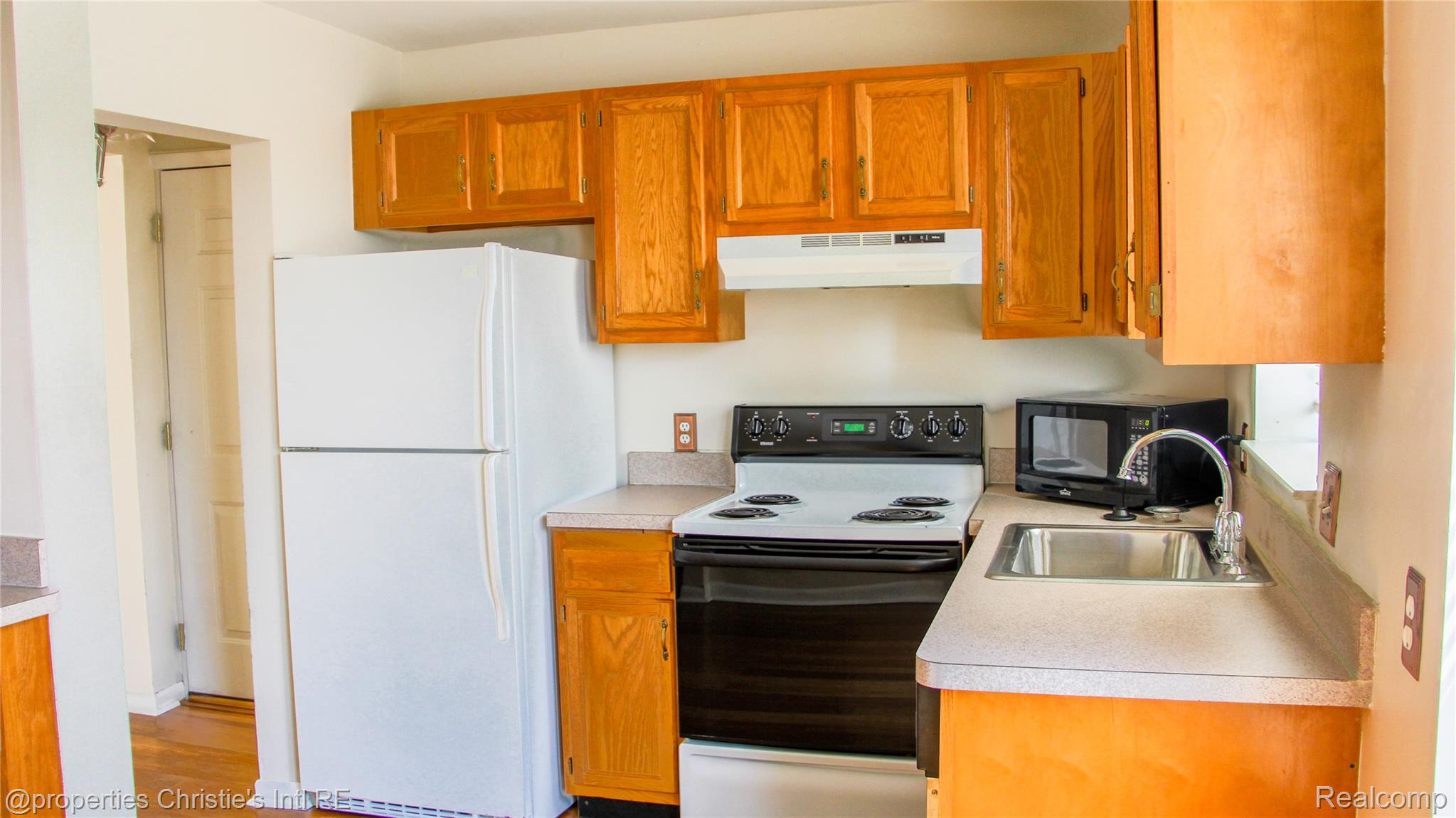 120 Seward Street 310