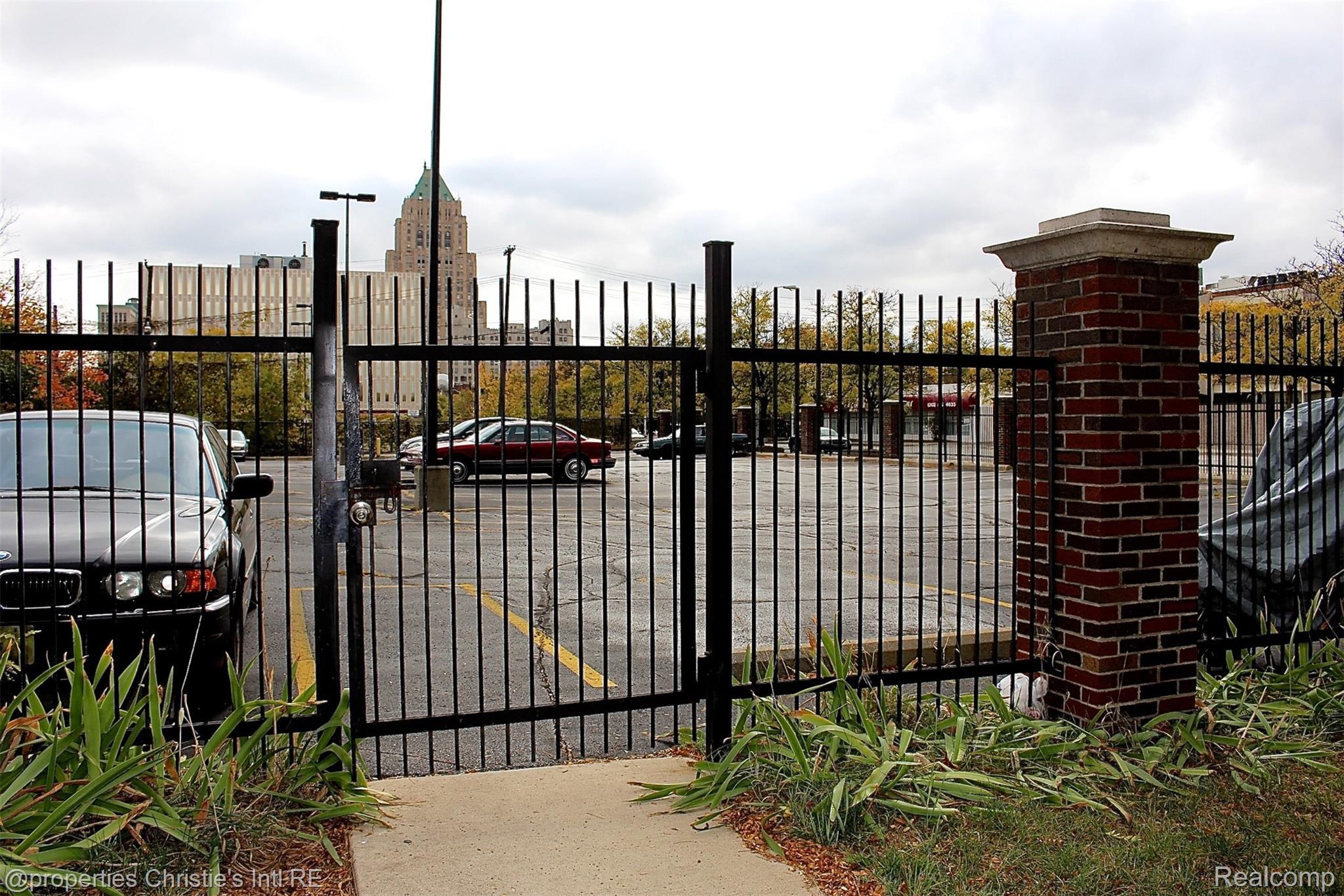 120 Seward Street 310