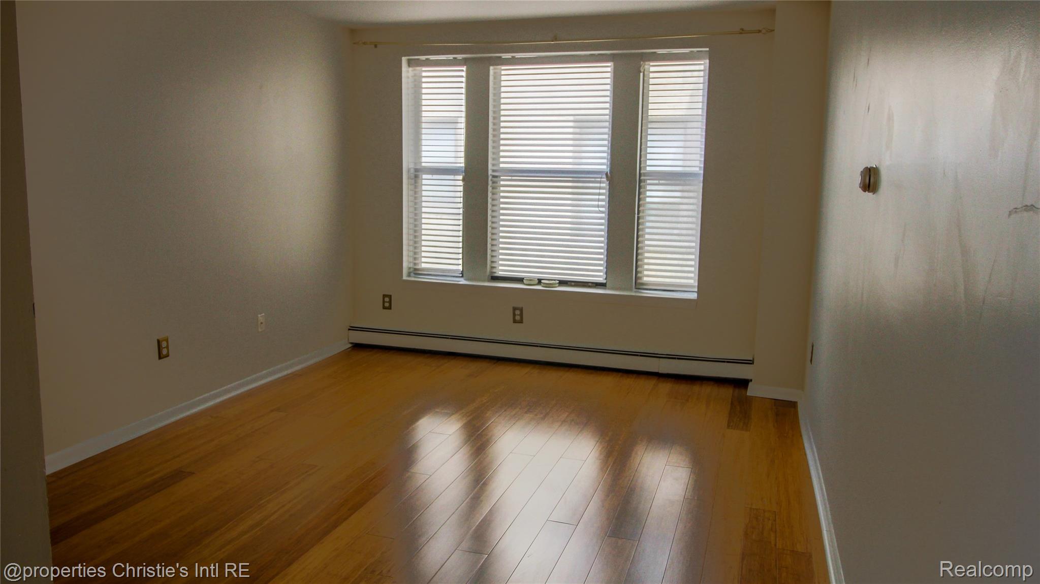 120 Seward Street 310