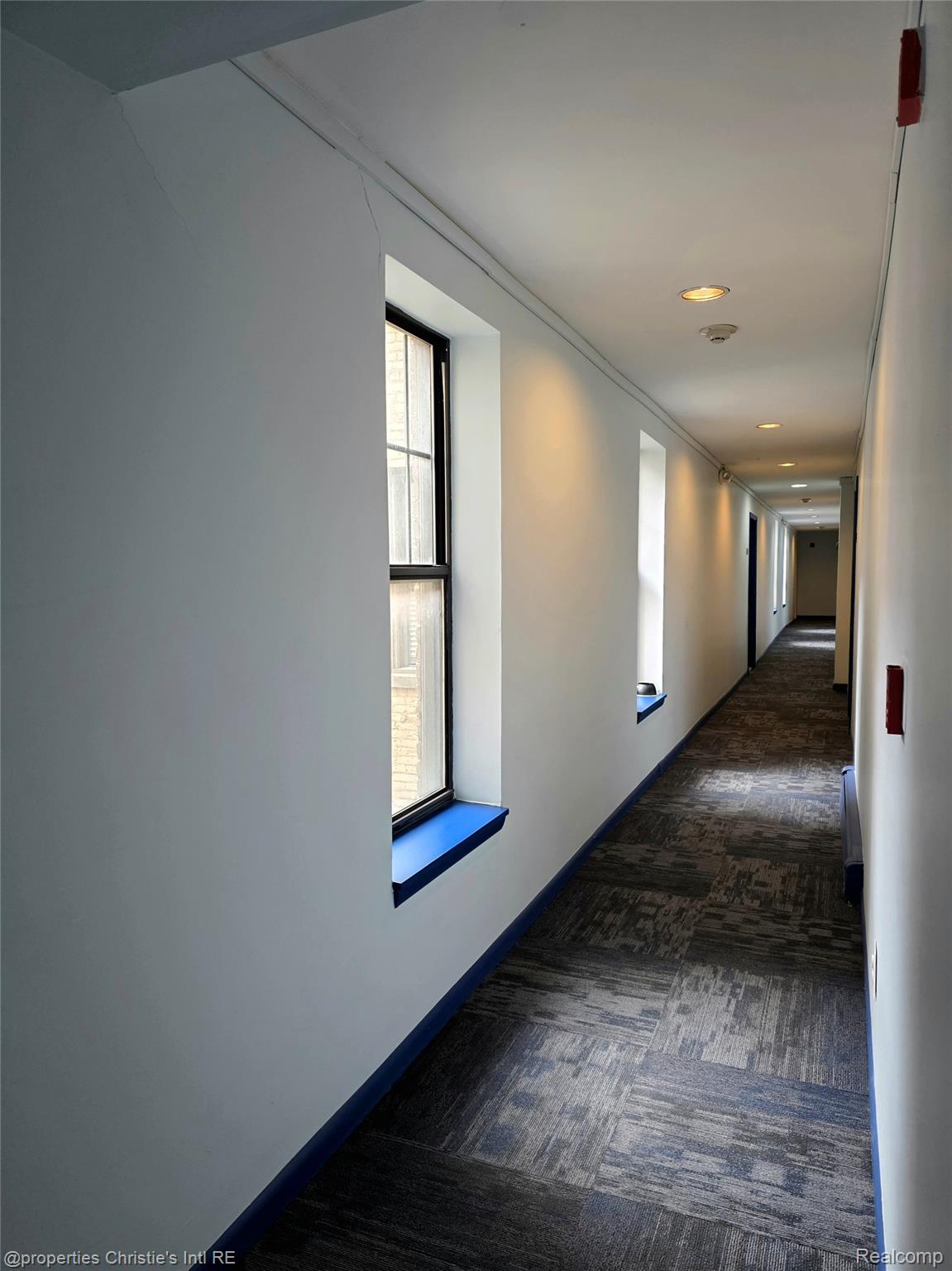 120 SEWARD Street 17-203