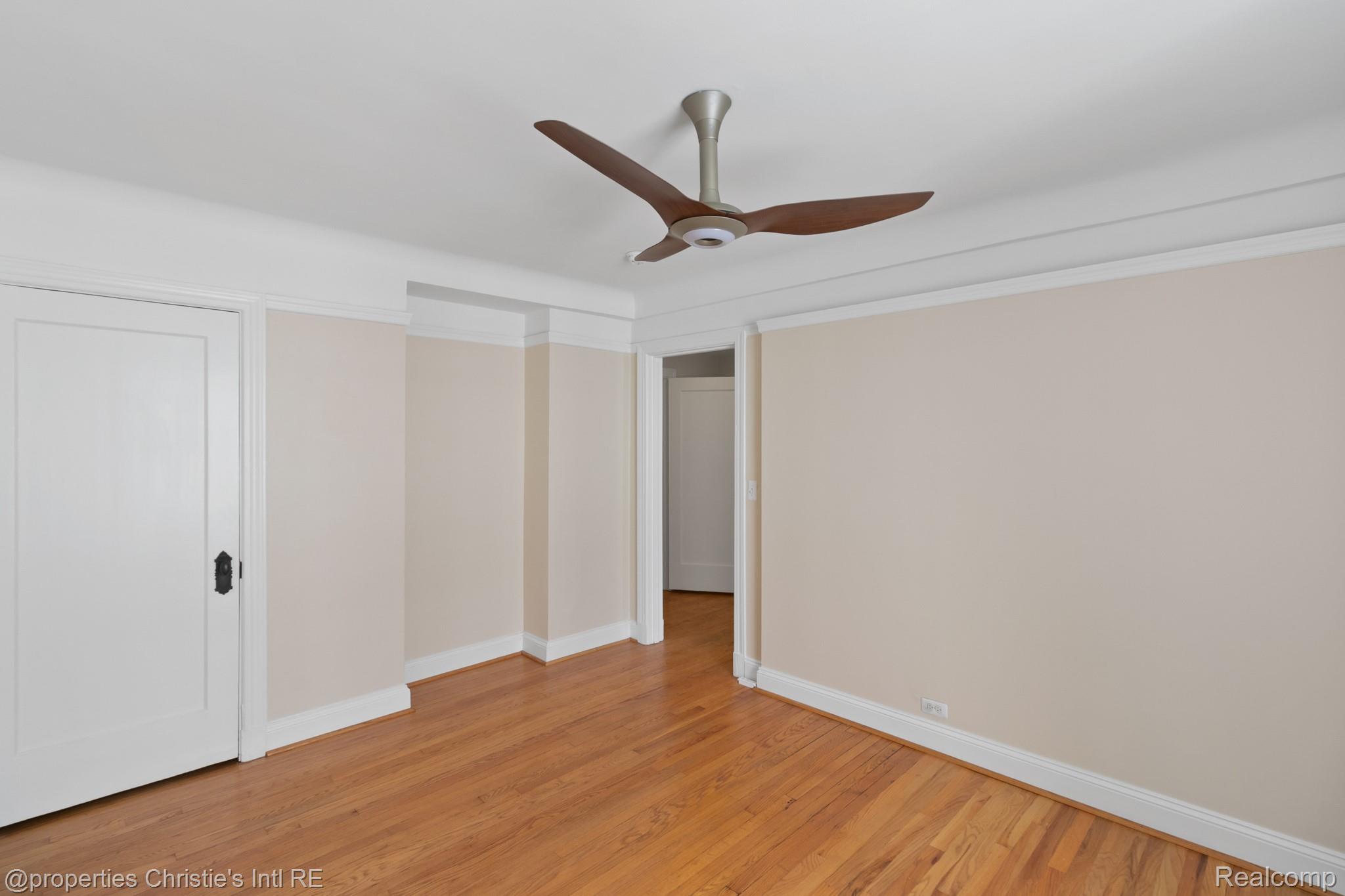 15 E Kirby Street 811