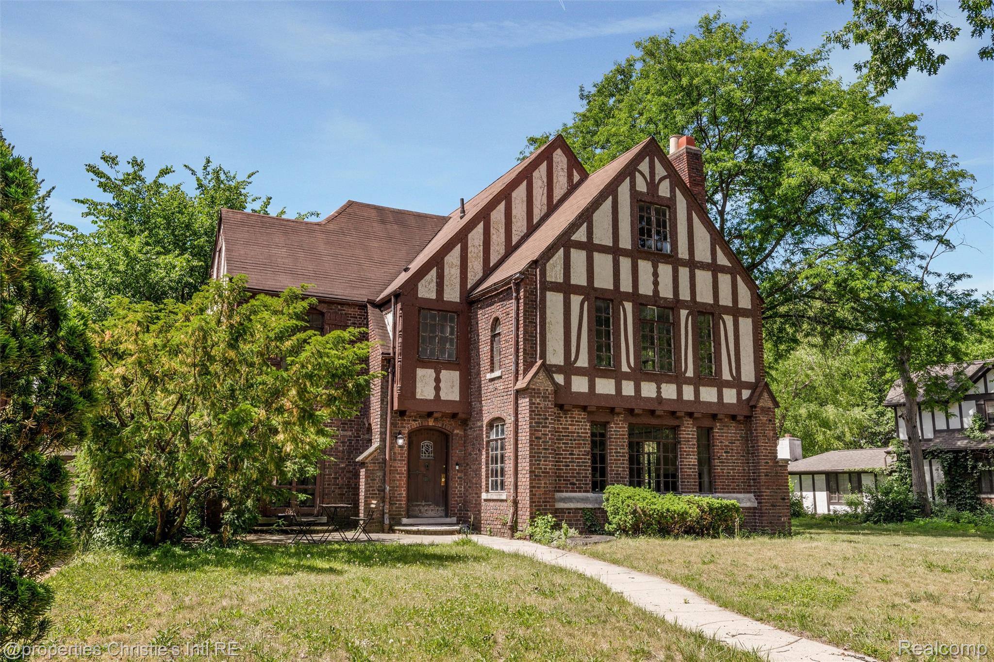 3205 Sherbourne Road