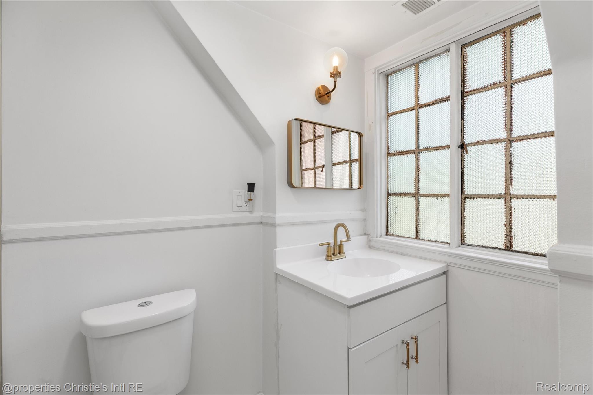 3205 Sherbourne Road