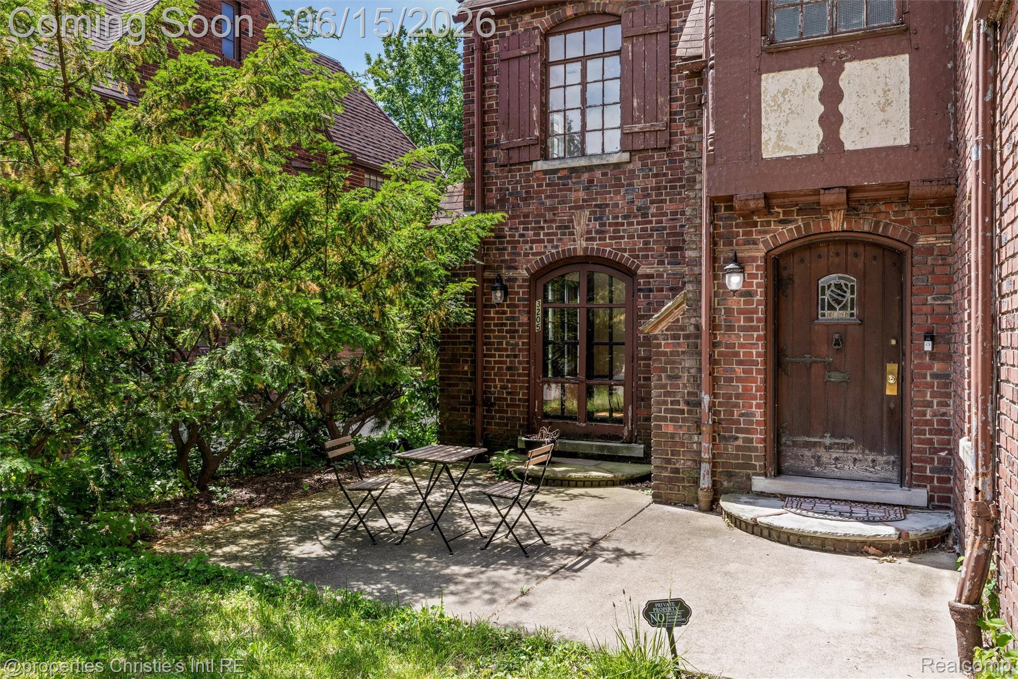 3205 Sherbourne Road