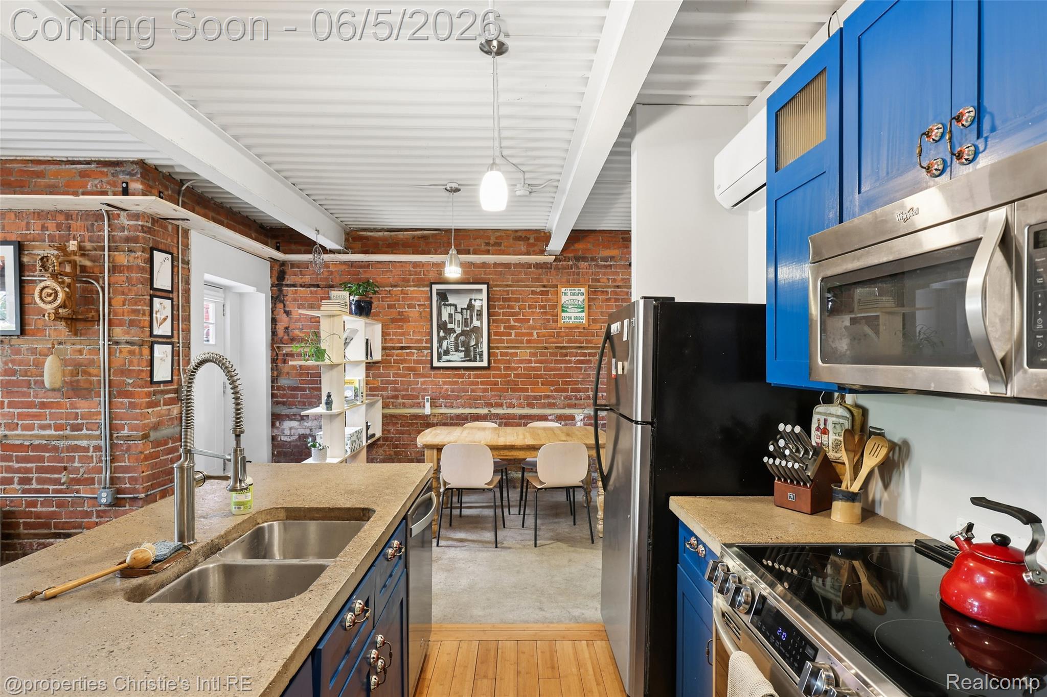 112 Watson Street 22