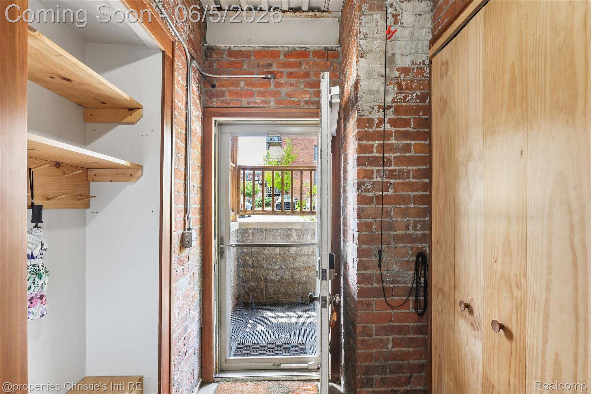 112 Watson Street 22