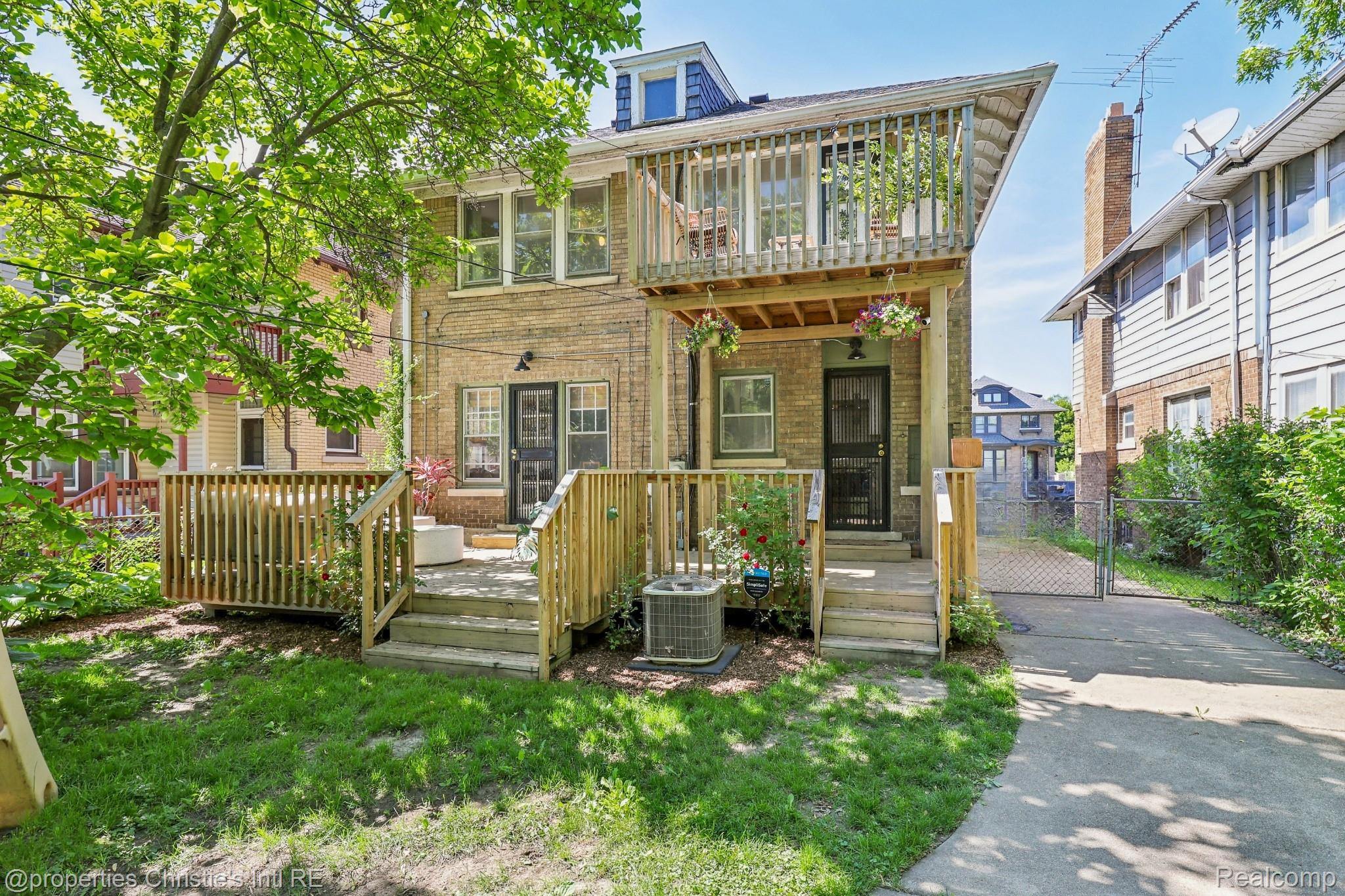 2239 Atkinson Street