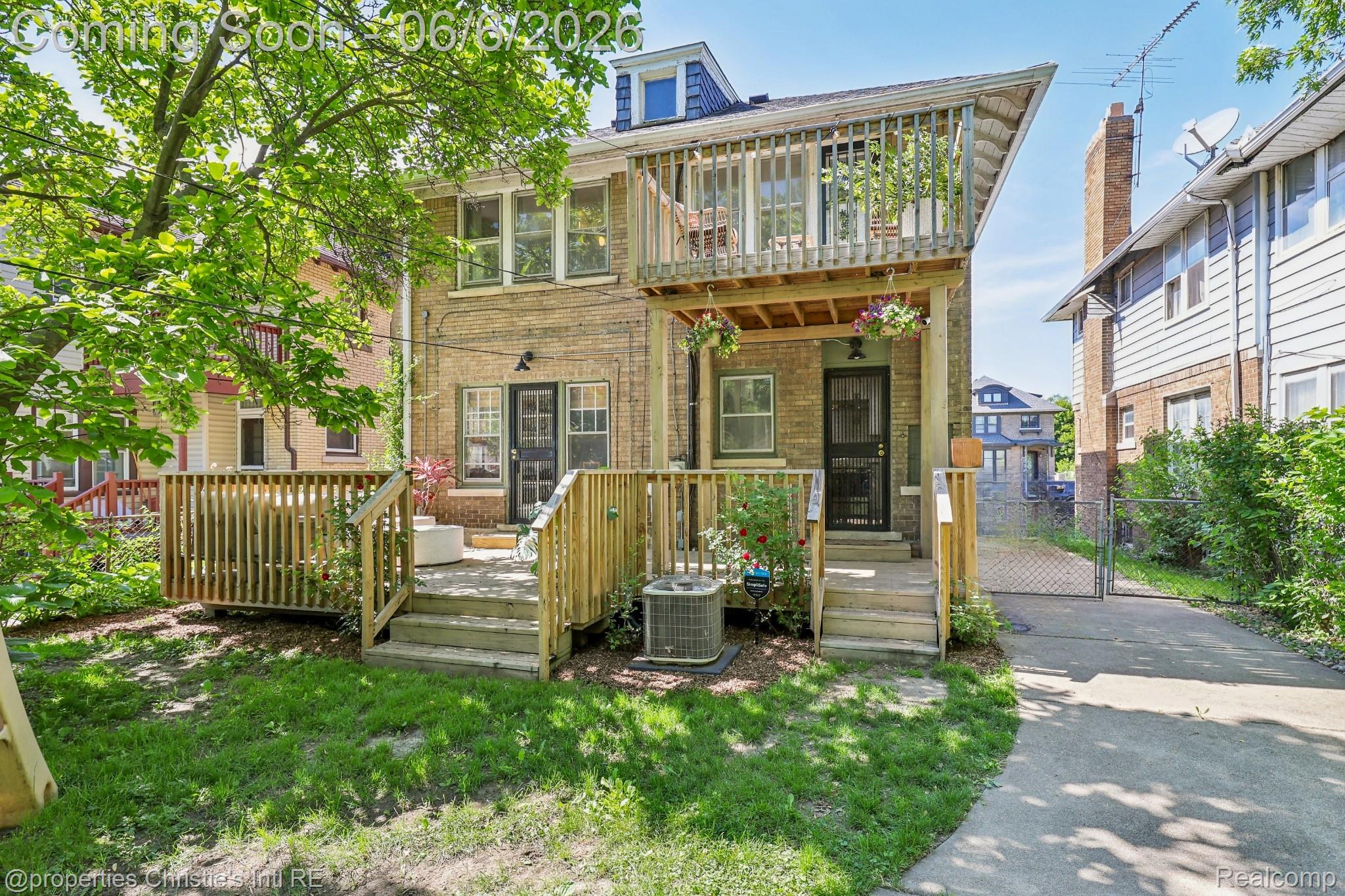 2239 Atkinson Street