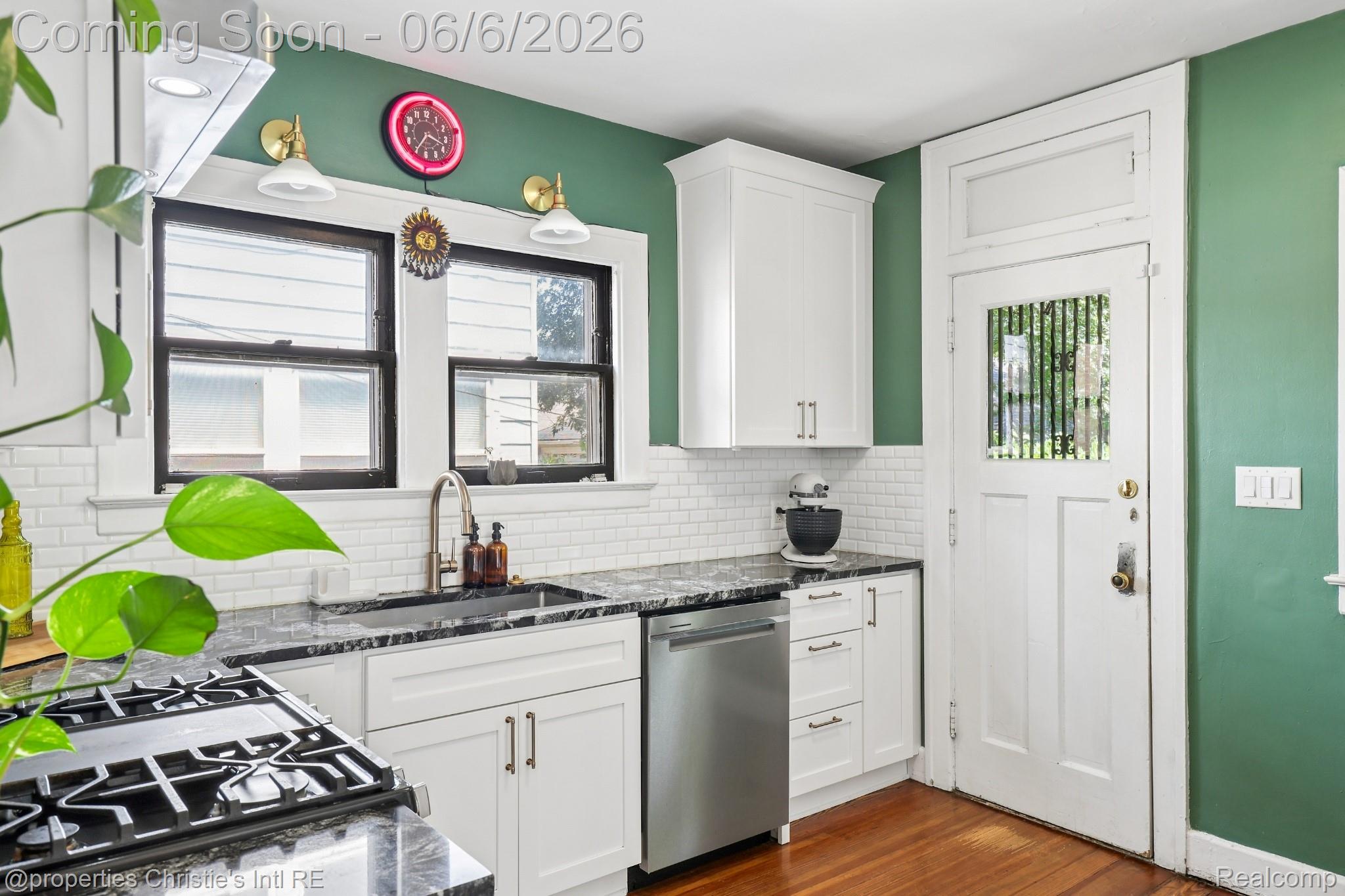 2239 Atkinson Street