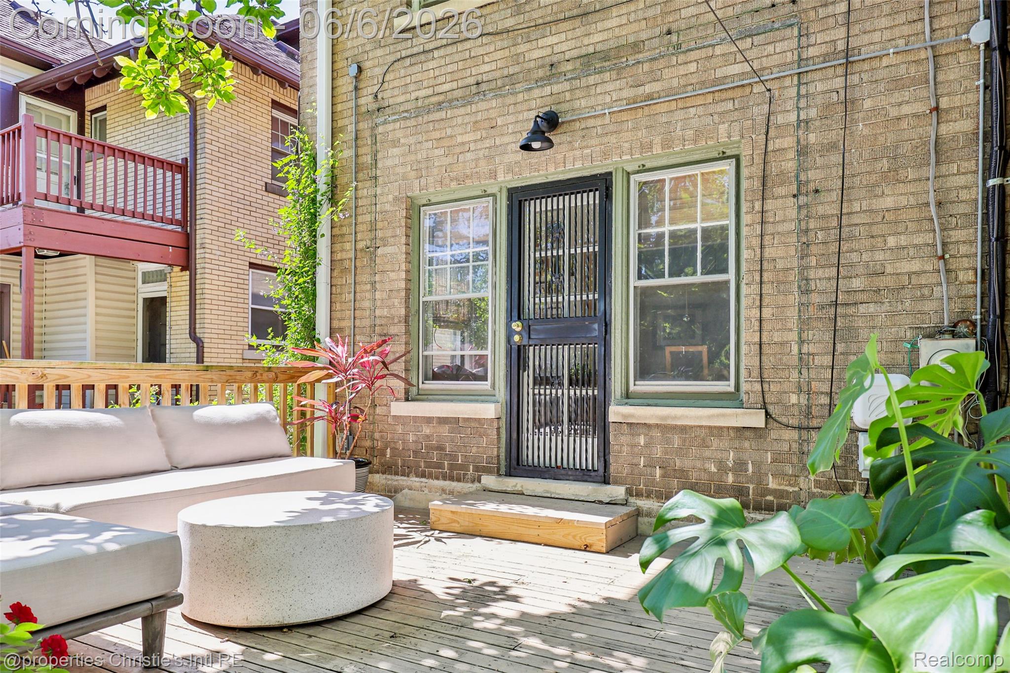 2239 Atkinson Street