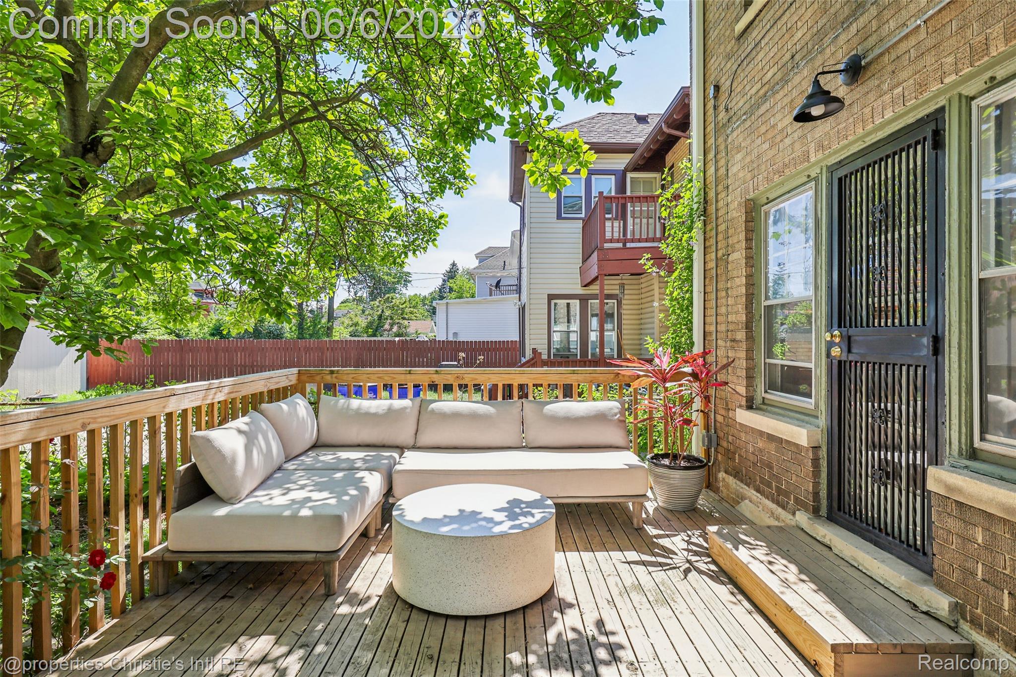 2239 Atkinson Street