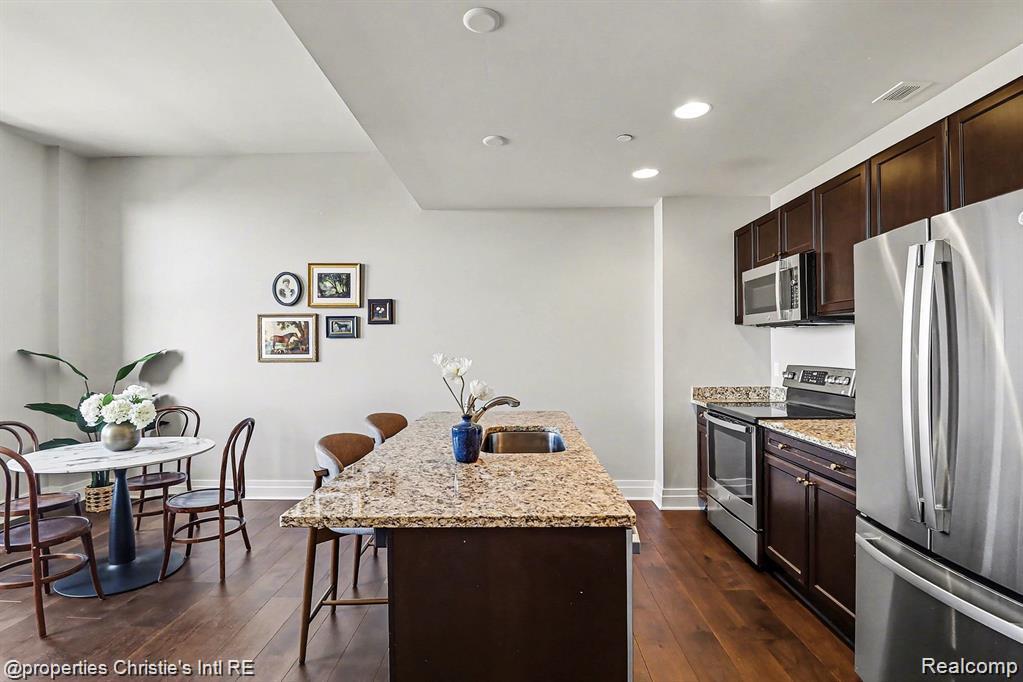 1 Park Avenue Unit: 1313