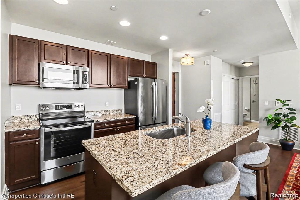 1 Park Avenue Unit: 1313