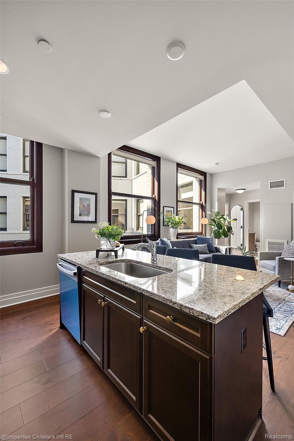 1 Park Avenue Unit: 1502