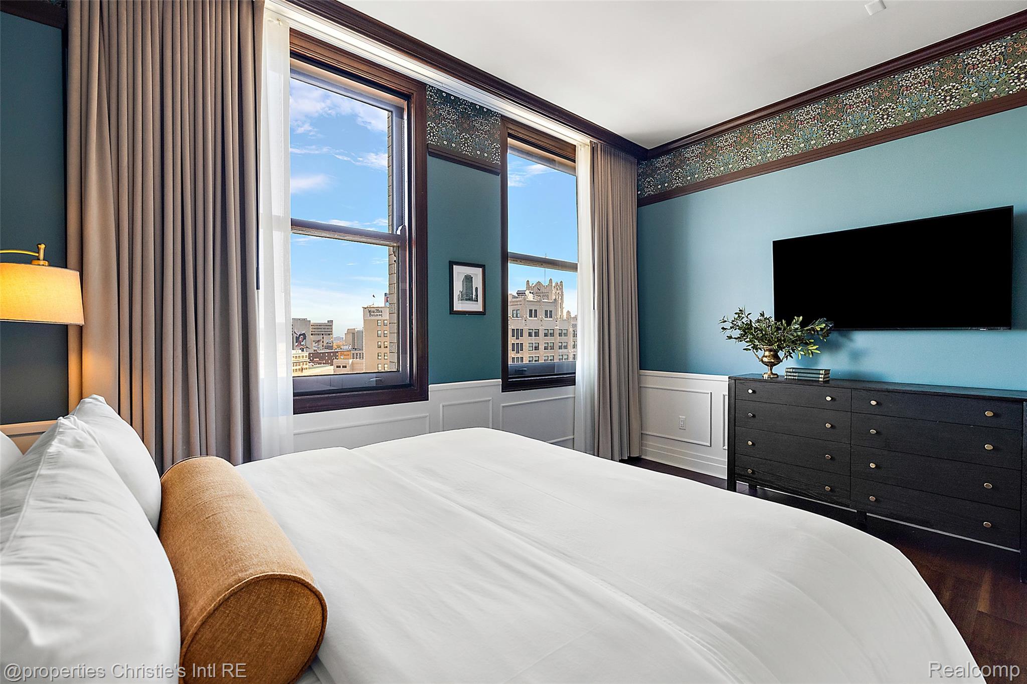 1 Park Avenue Unit: 1203