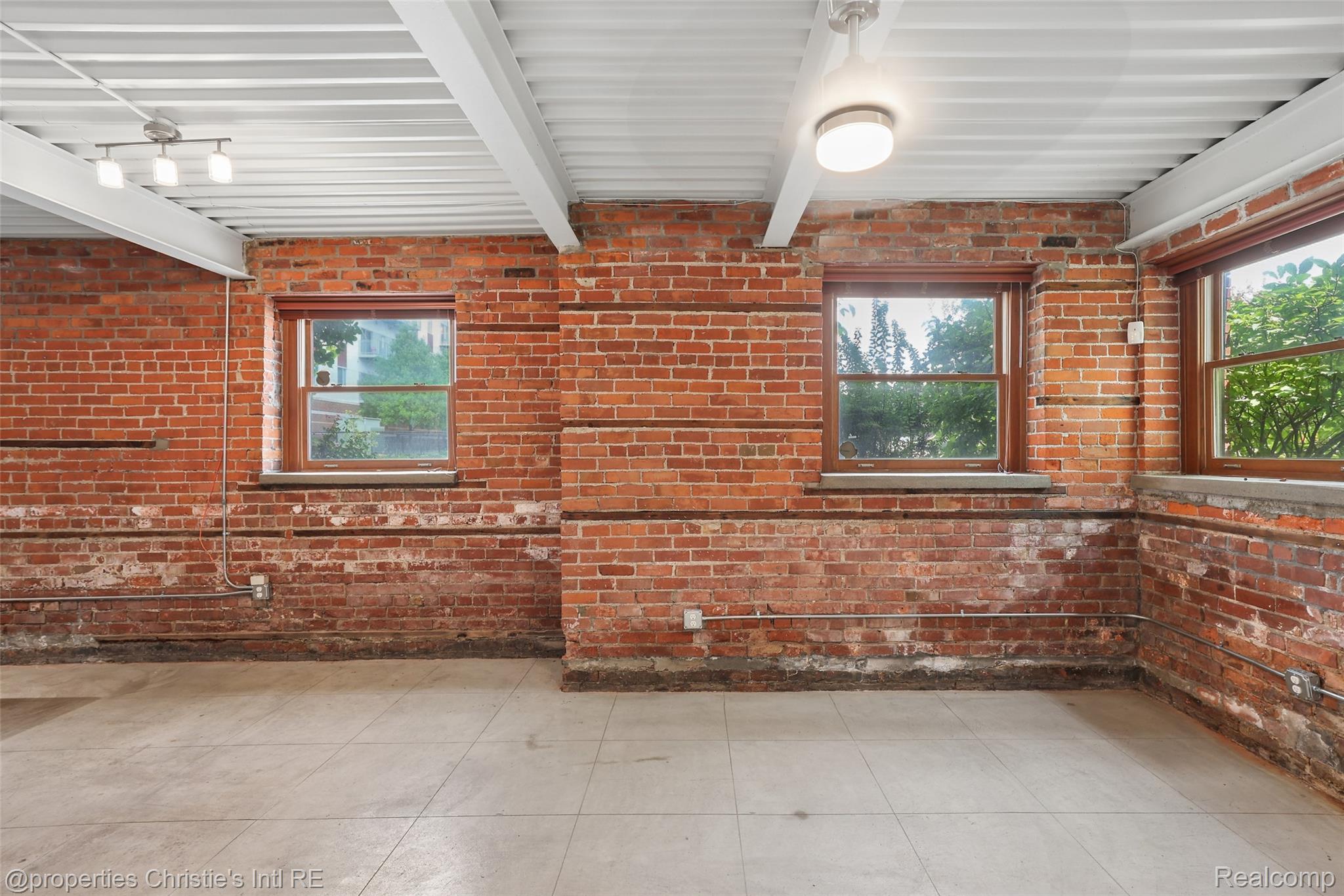 112 Watson Street Unit: 20