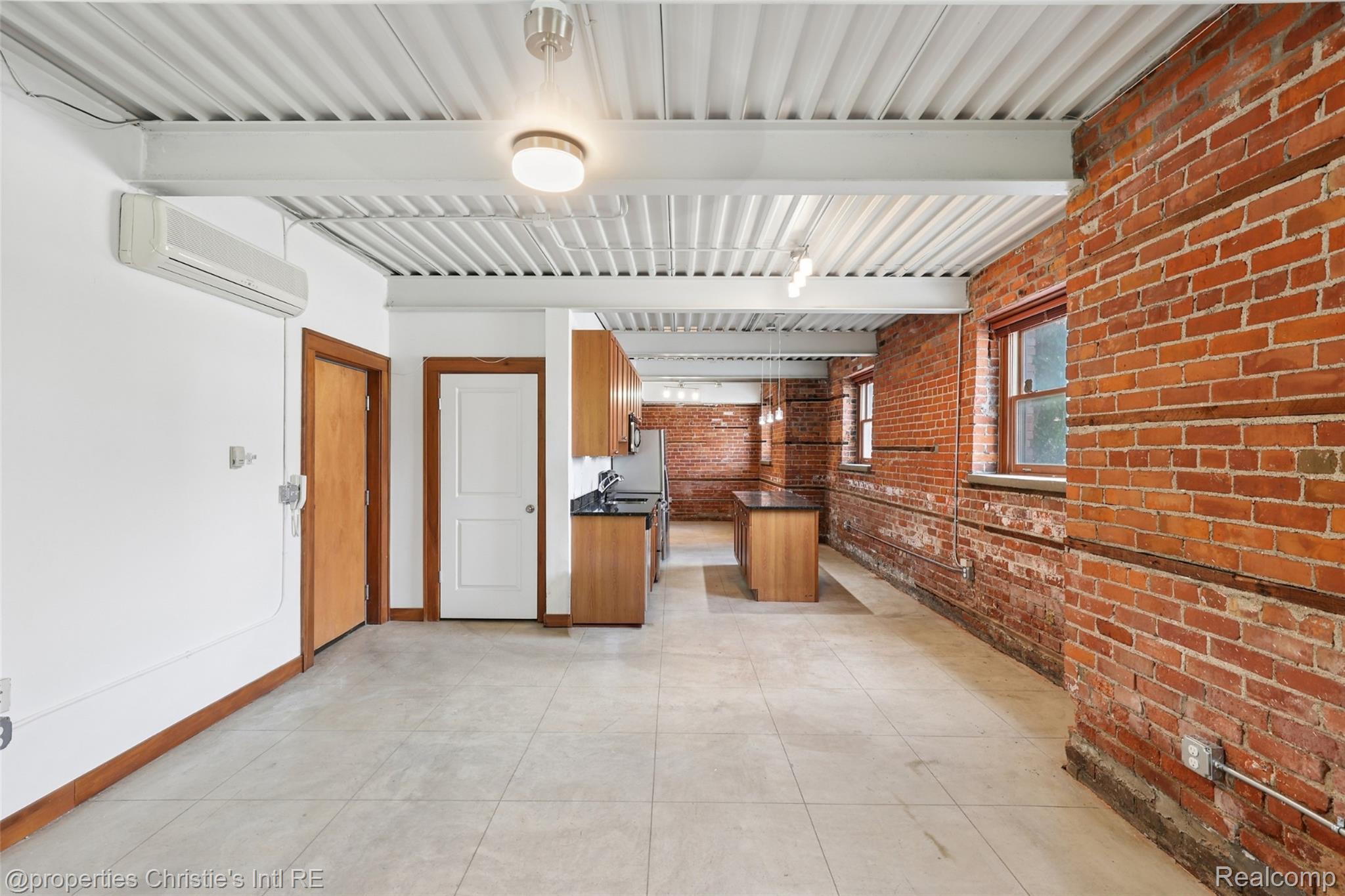 112 Watson Street Unit: 20