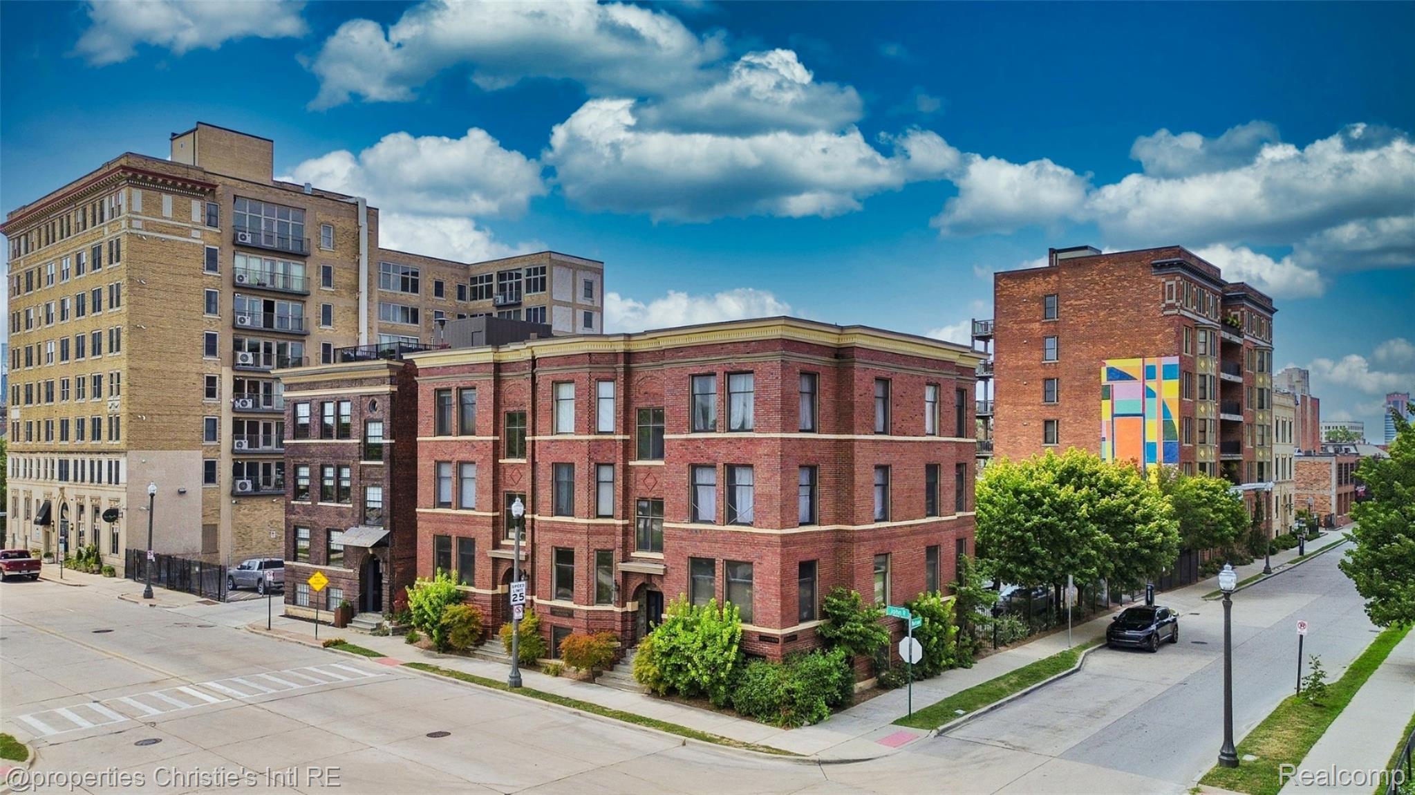 112 Watson Street Unit: 20