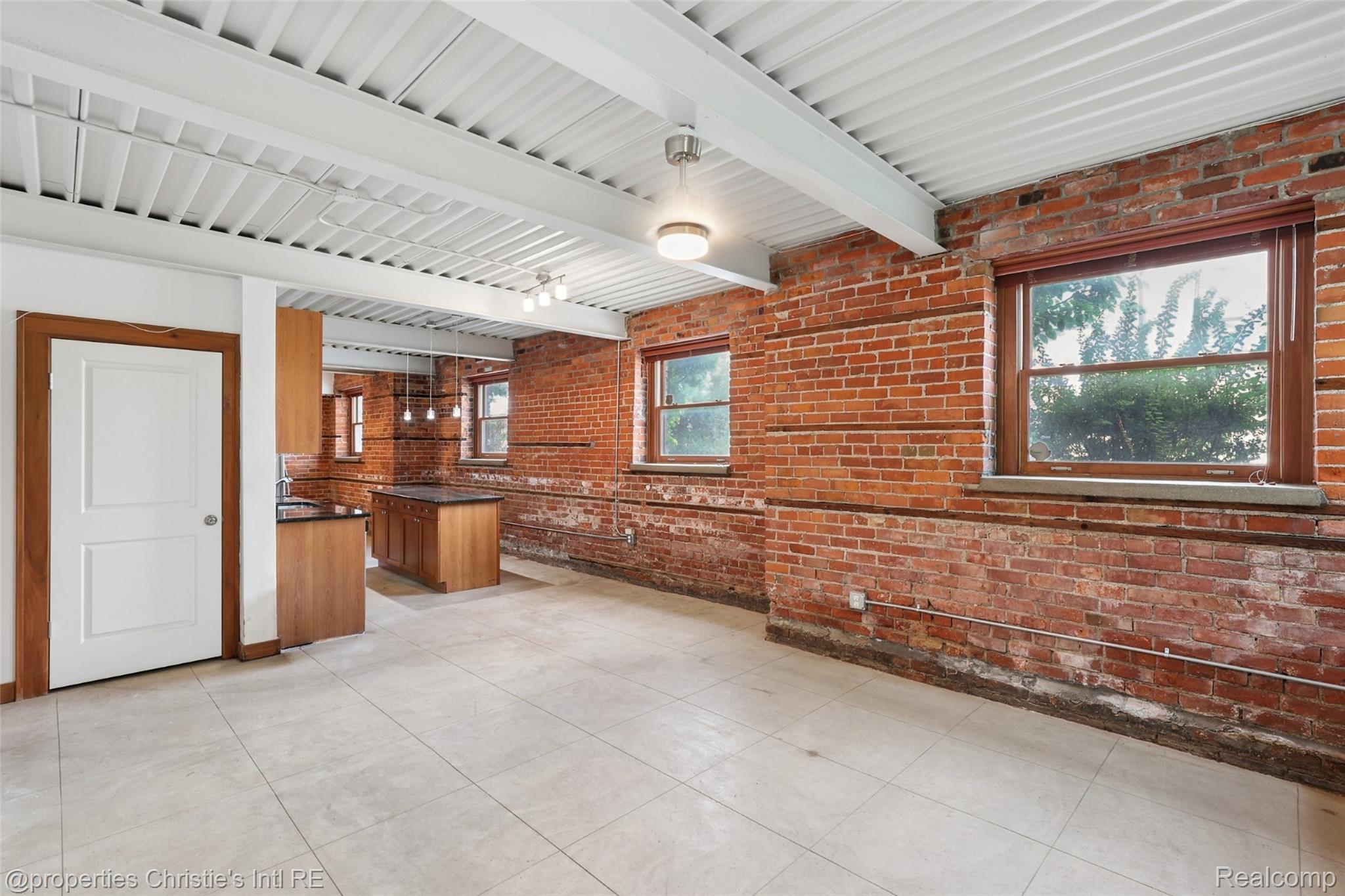 112 Watson Street Unit: 20