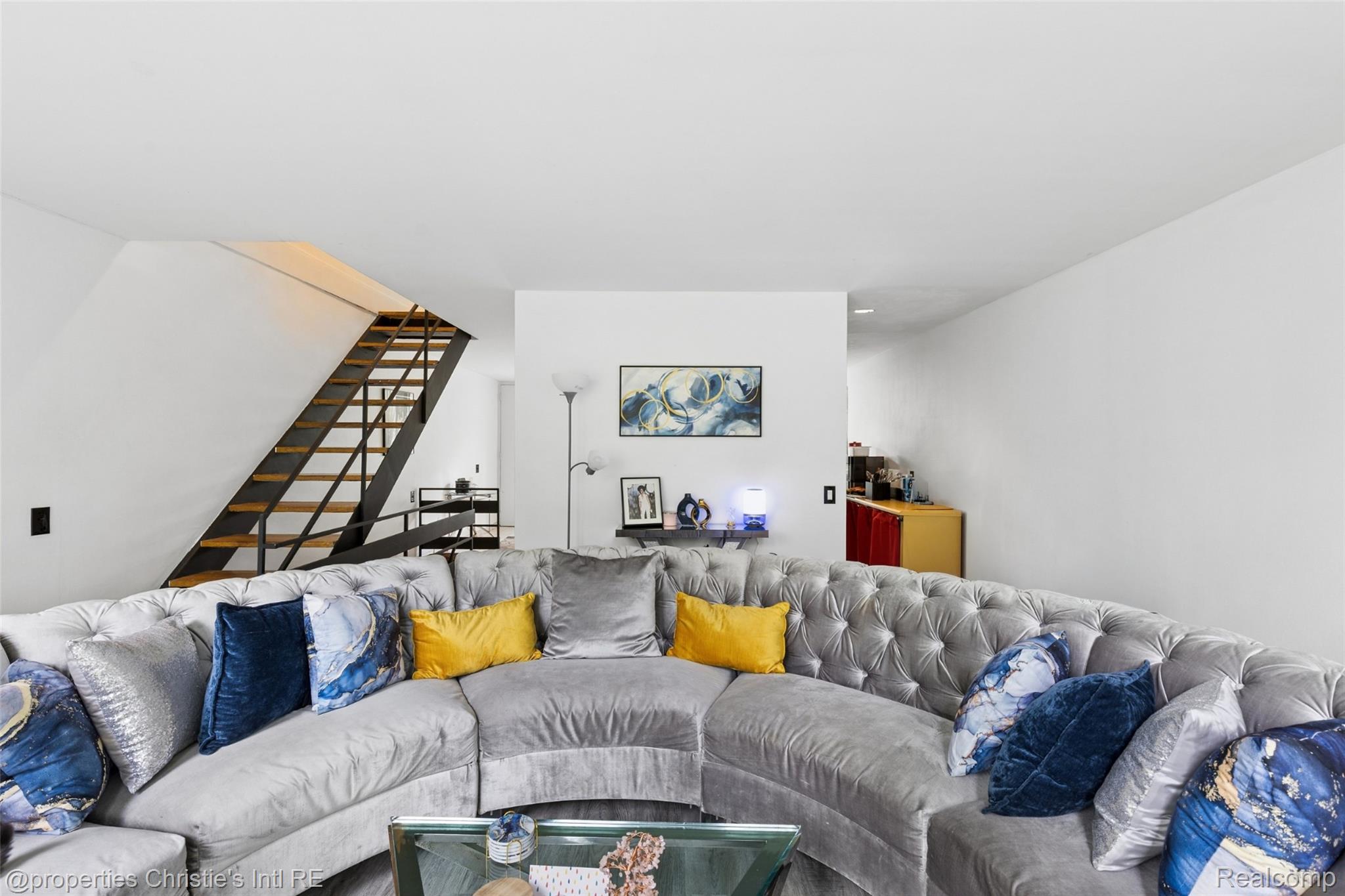 1309 Joliet Place