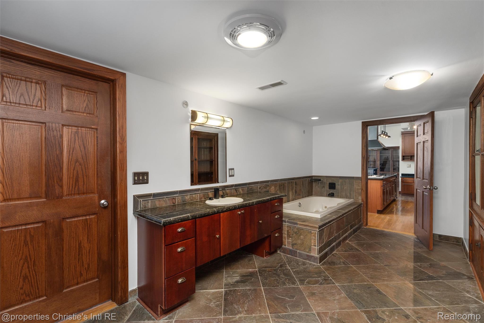 1395 Antietam Avenue Unit: 39