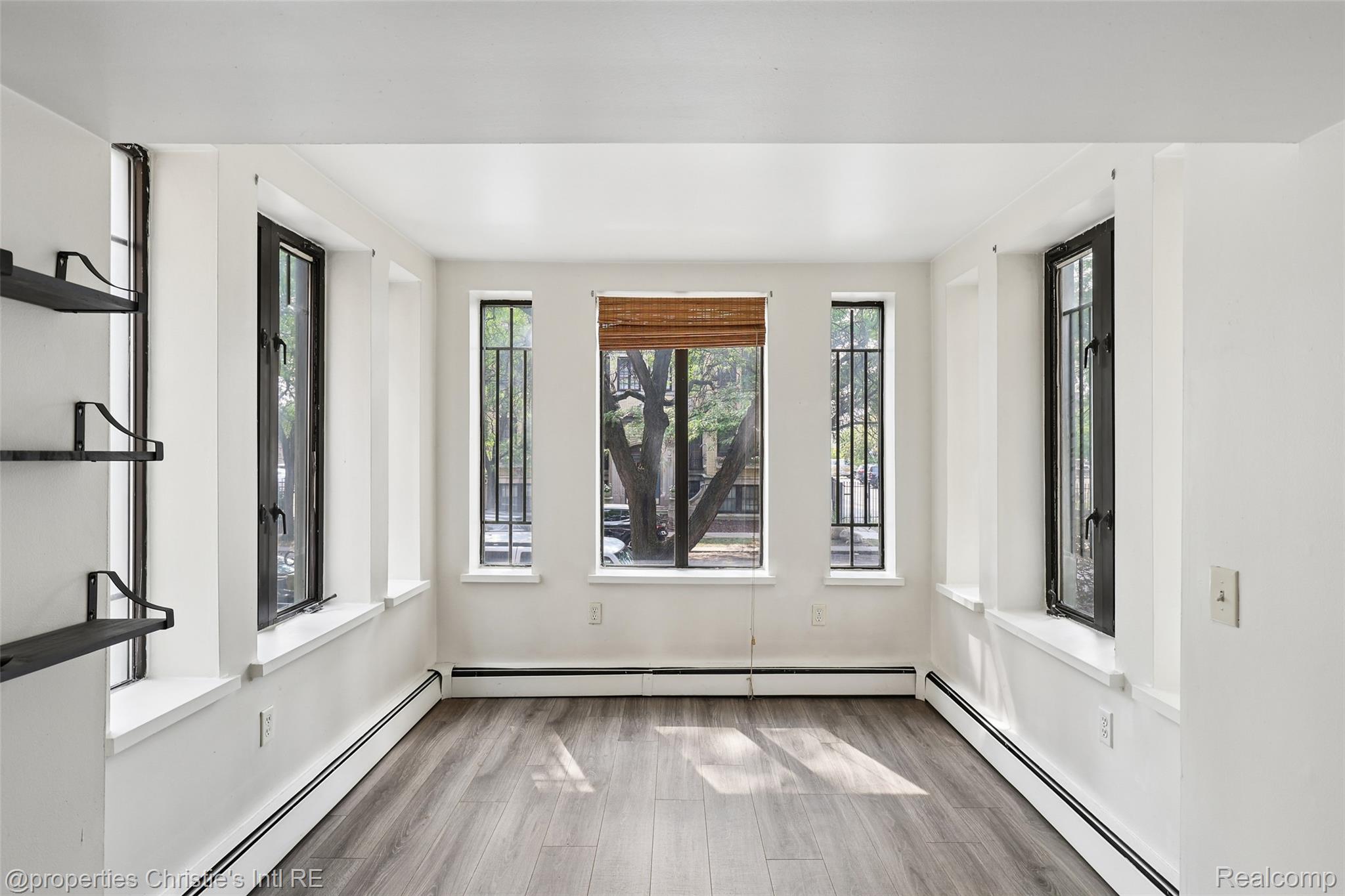 120 Seward Street Unit: 111