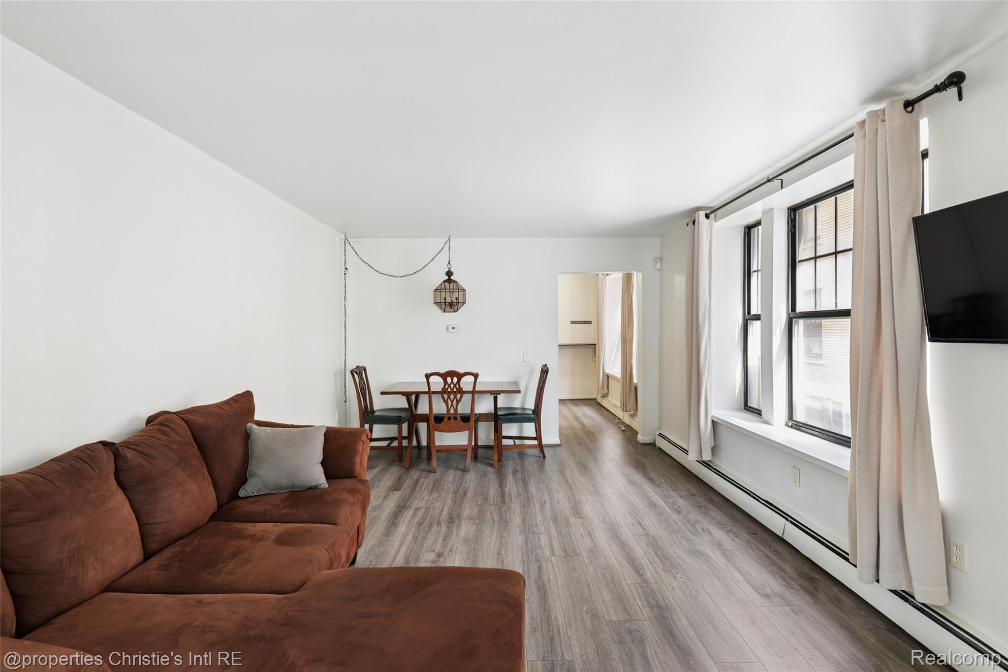 120 Seward Street Unit: 111