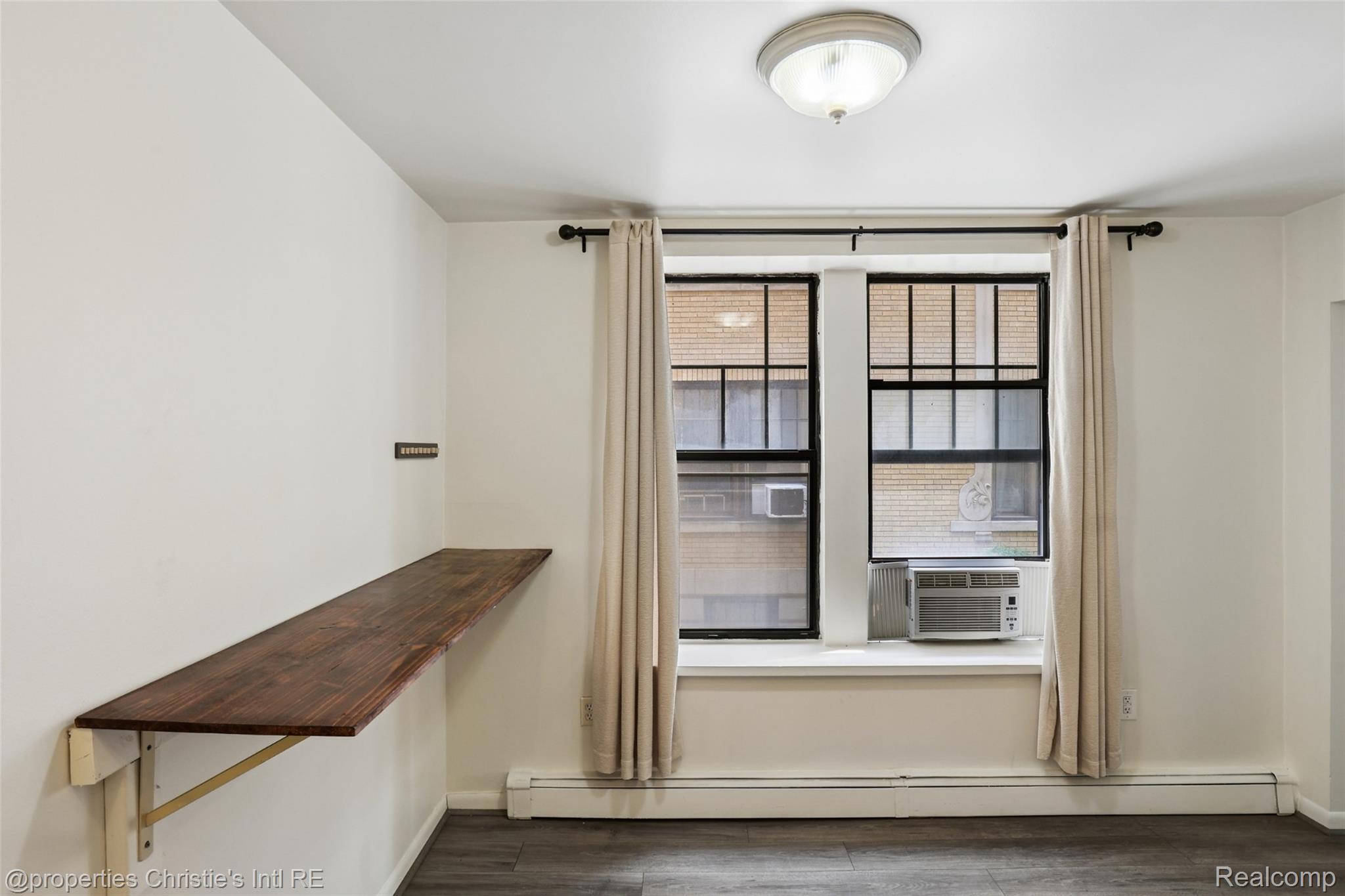 120 Seward Street Unit: 111