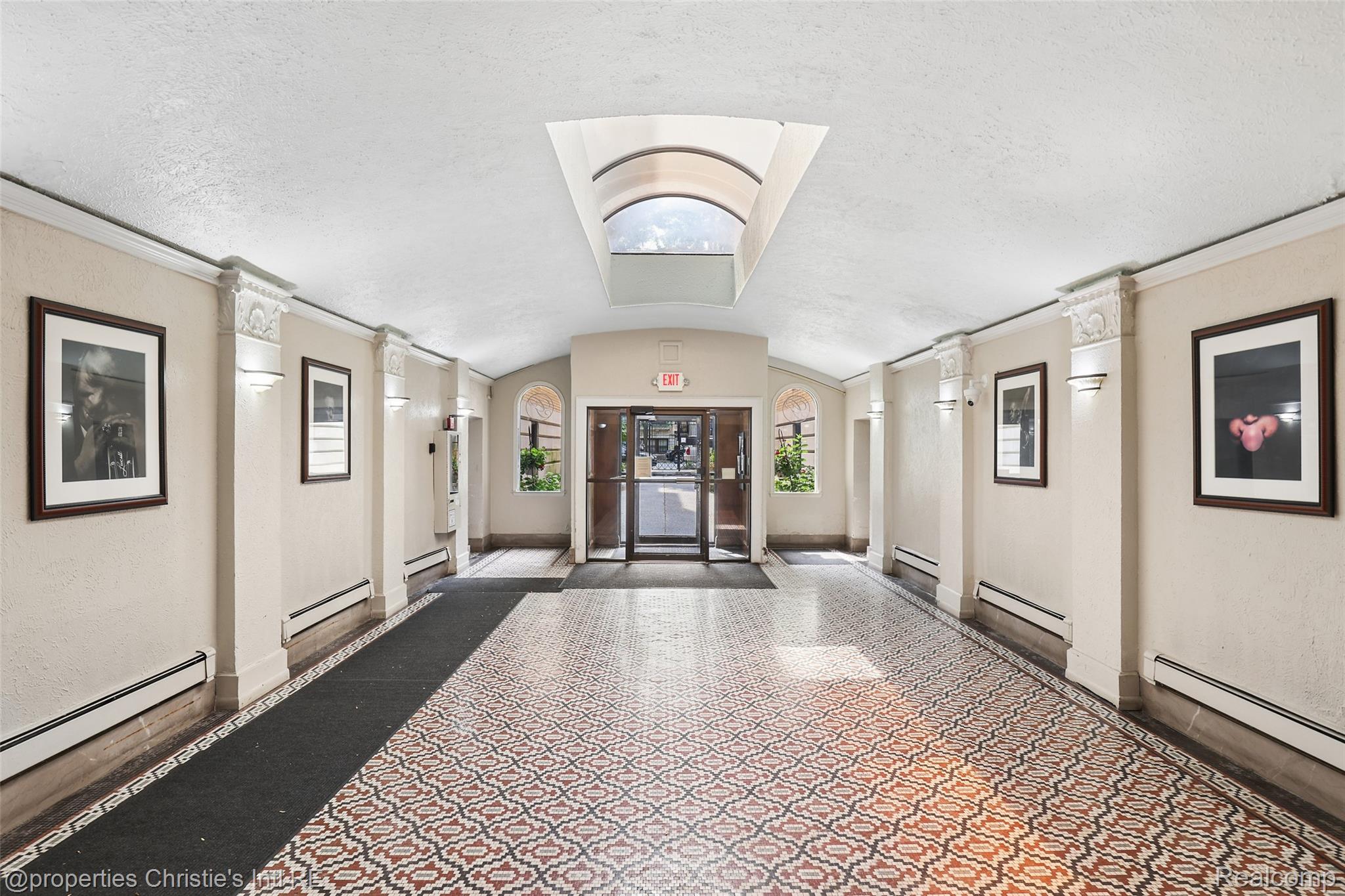 120 Seward Street Unit: 111