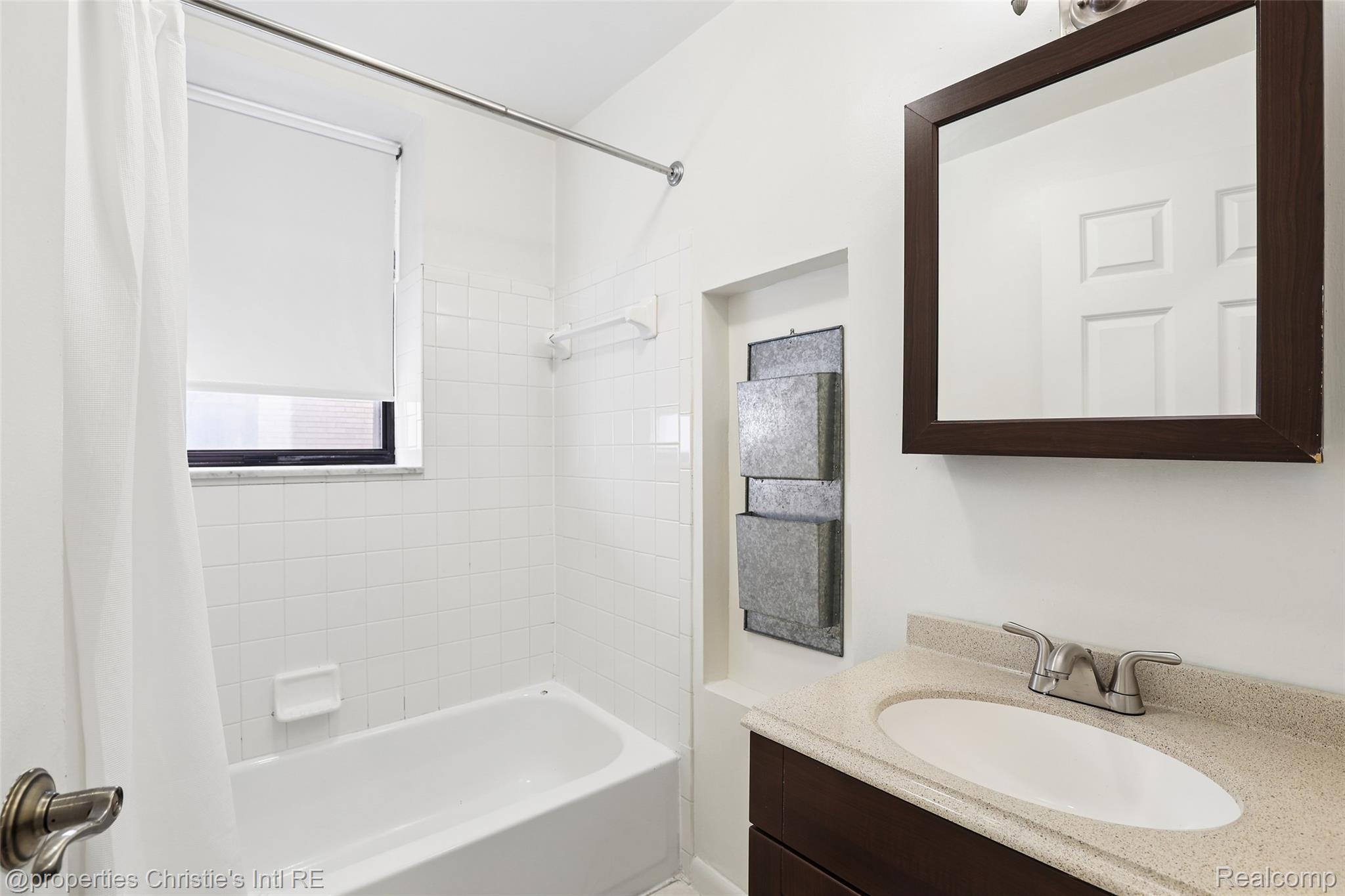 120 Seward Street Unit: 111