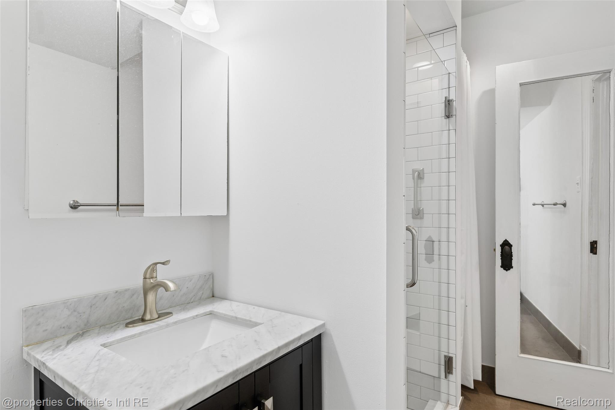 15 E Kirby Street Unit: 1107
