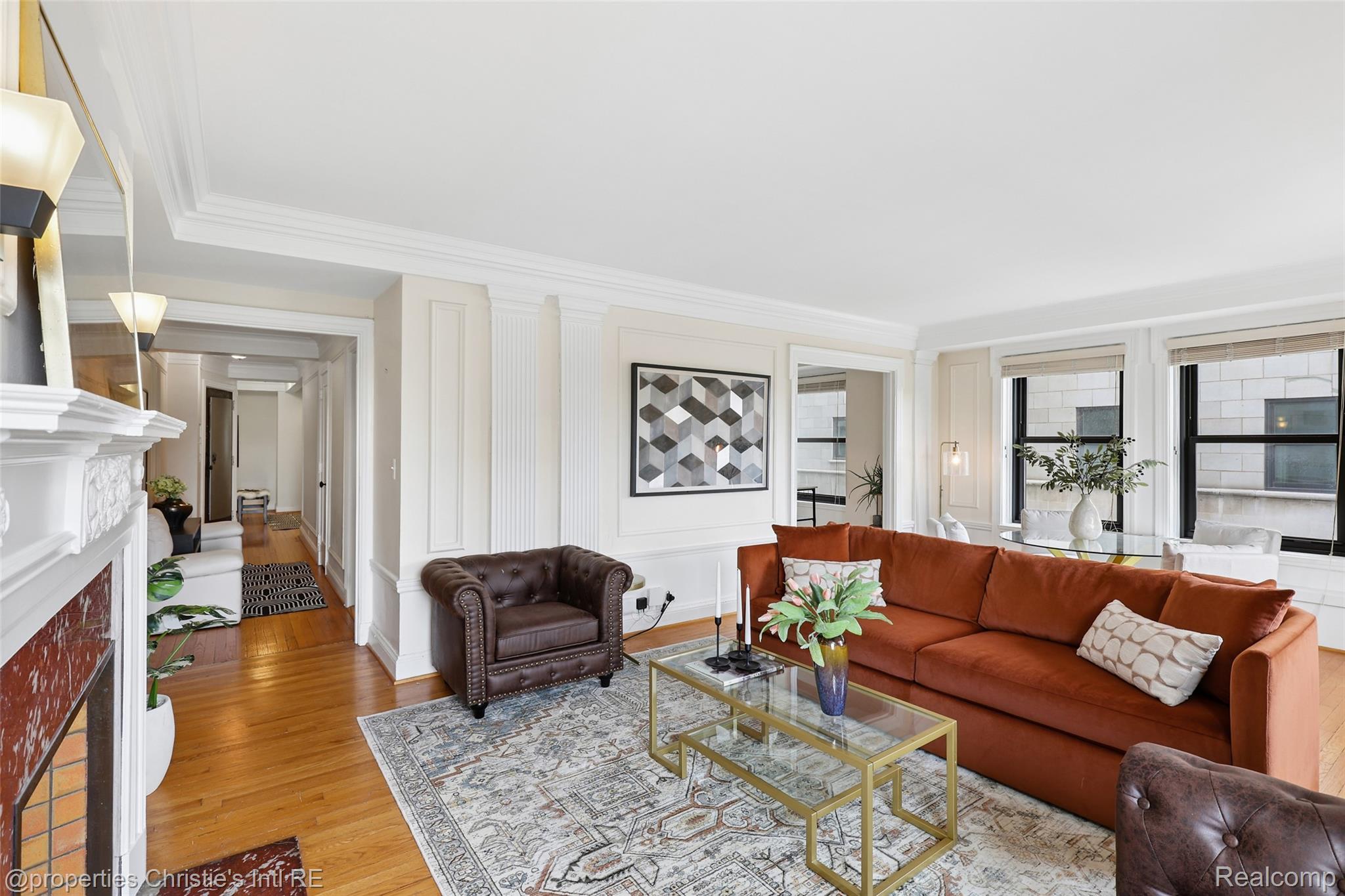 15 E Kirby Street Unit: 317
