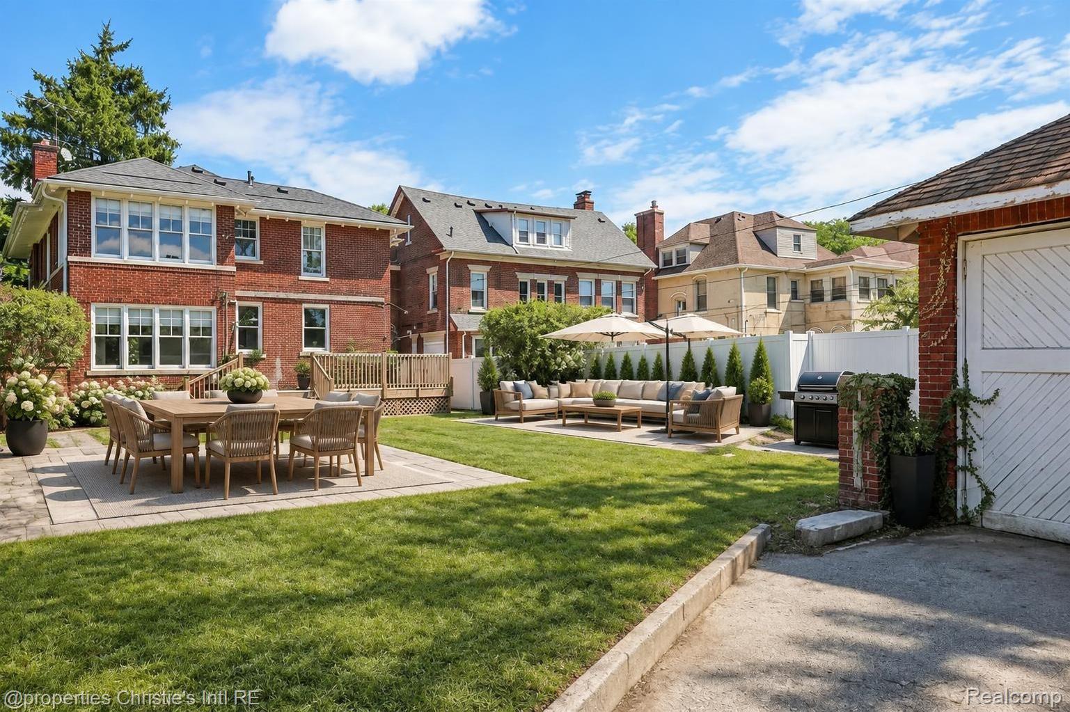 8177 La Salle Boulevard
