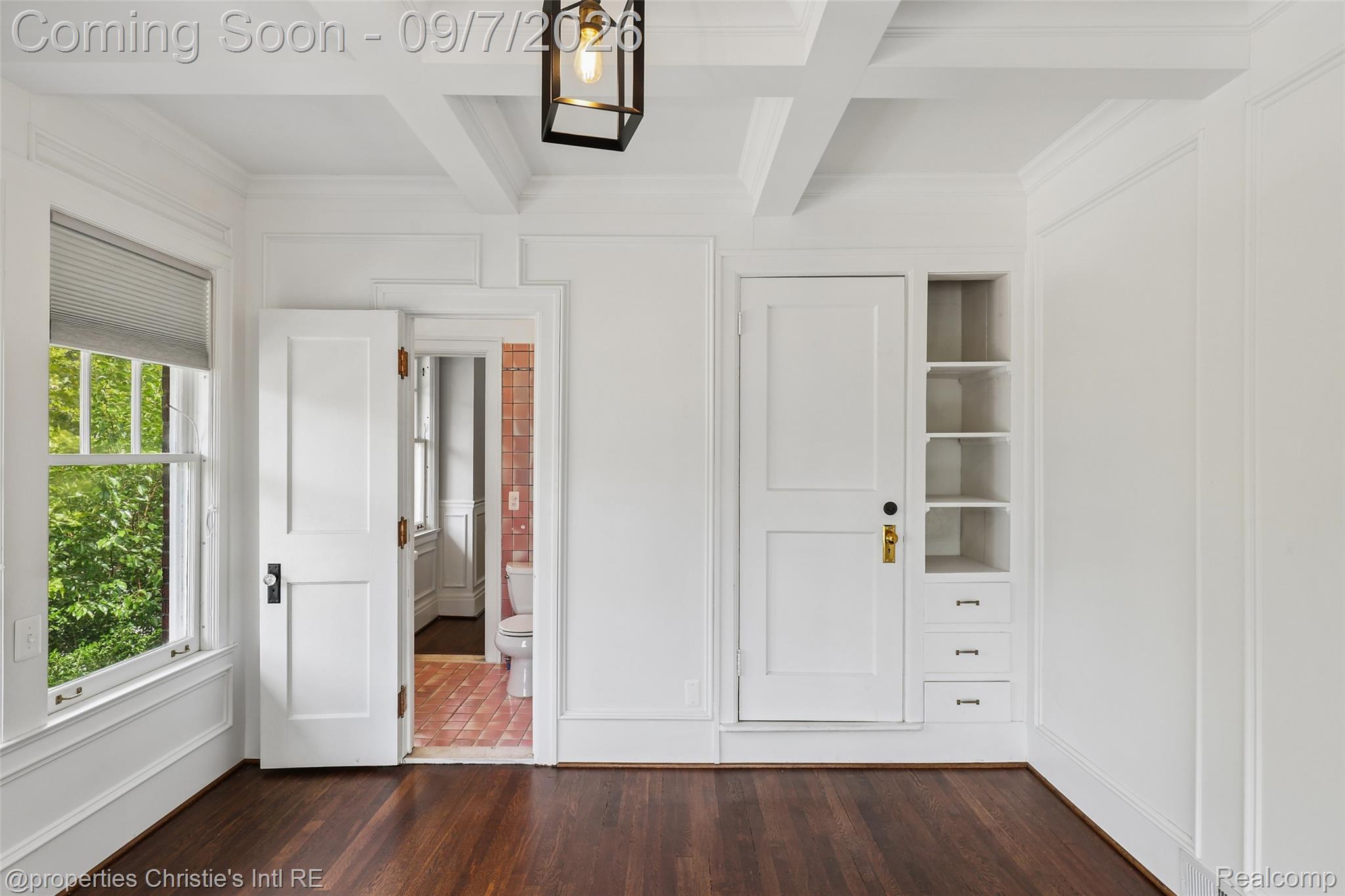 8177 La Salle Boulevard
