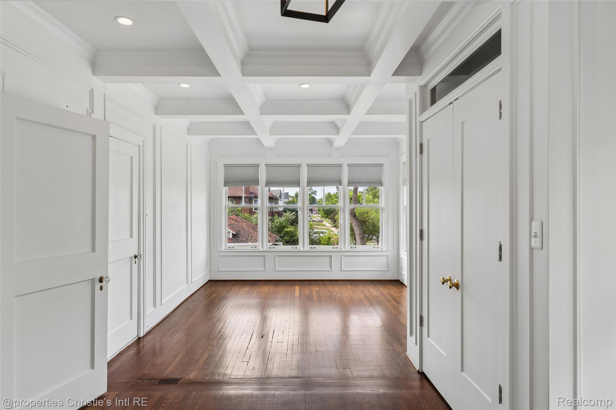 8177 La Salle Boulevard
