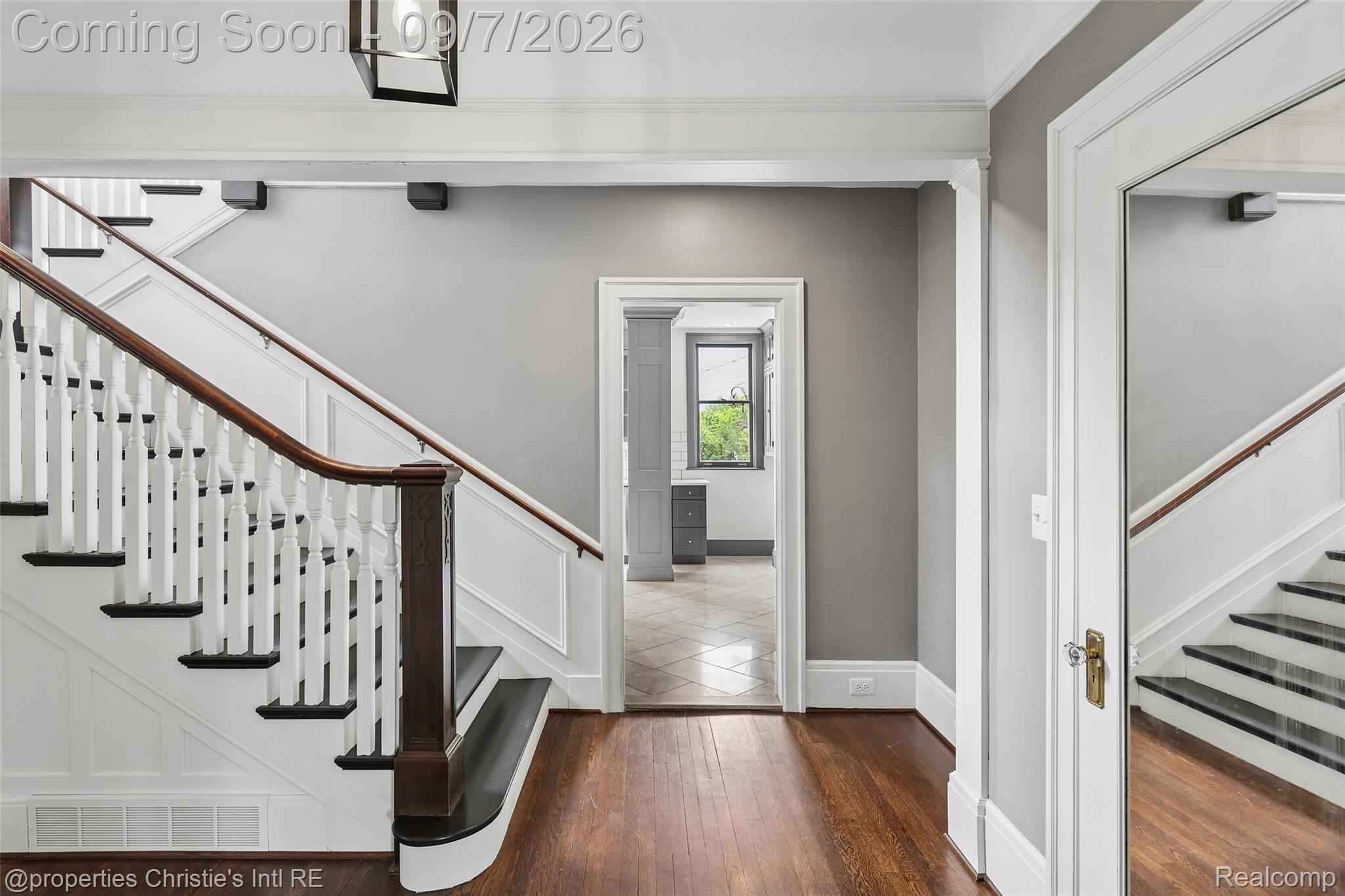 8177 La Salle Boulevard