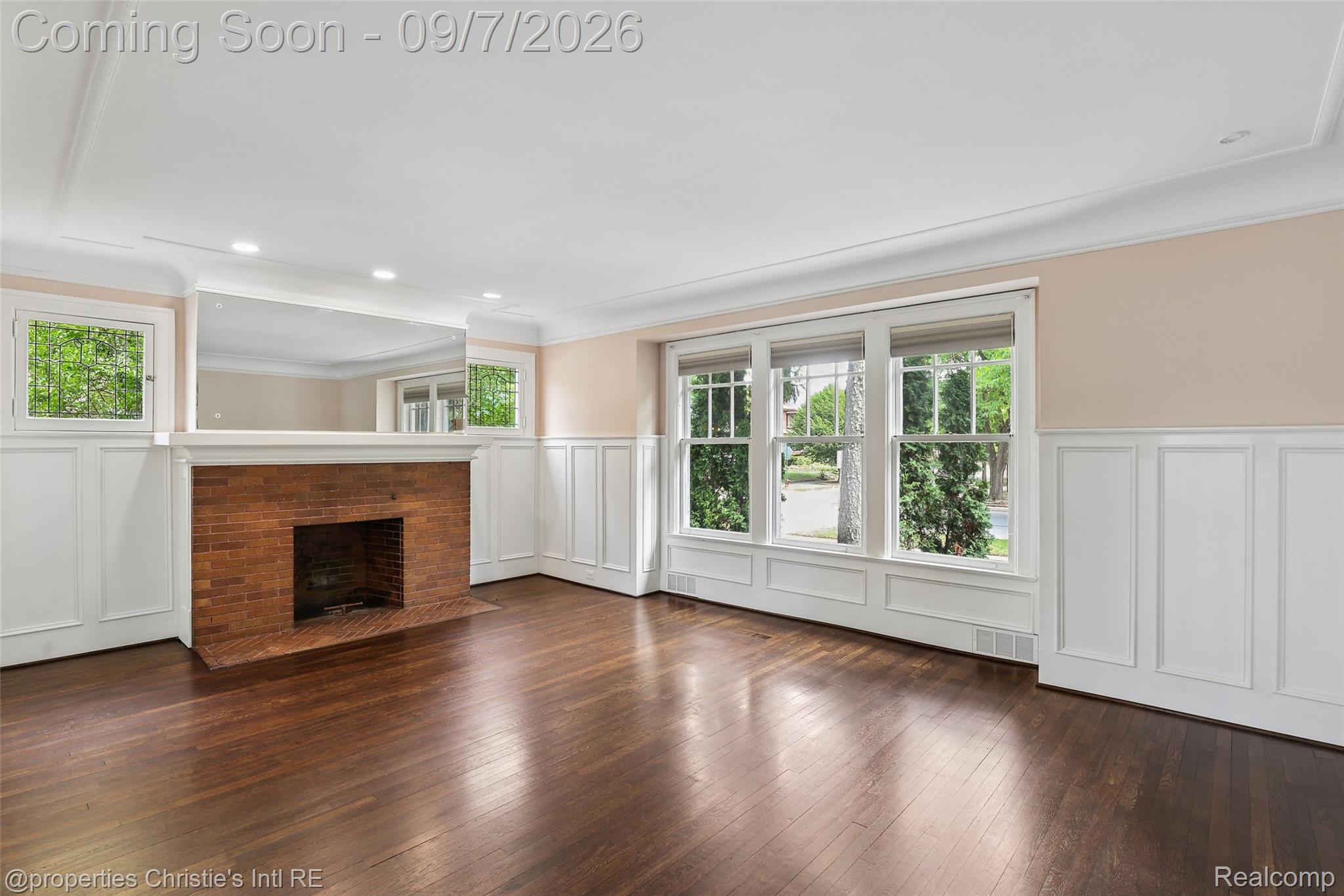 8177 La Salle Boulevard