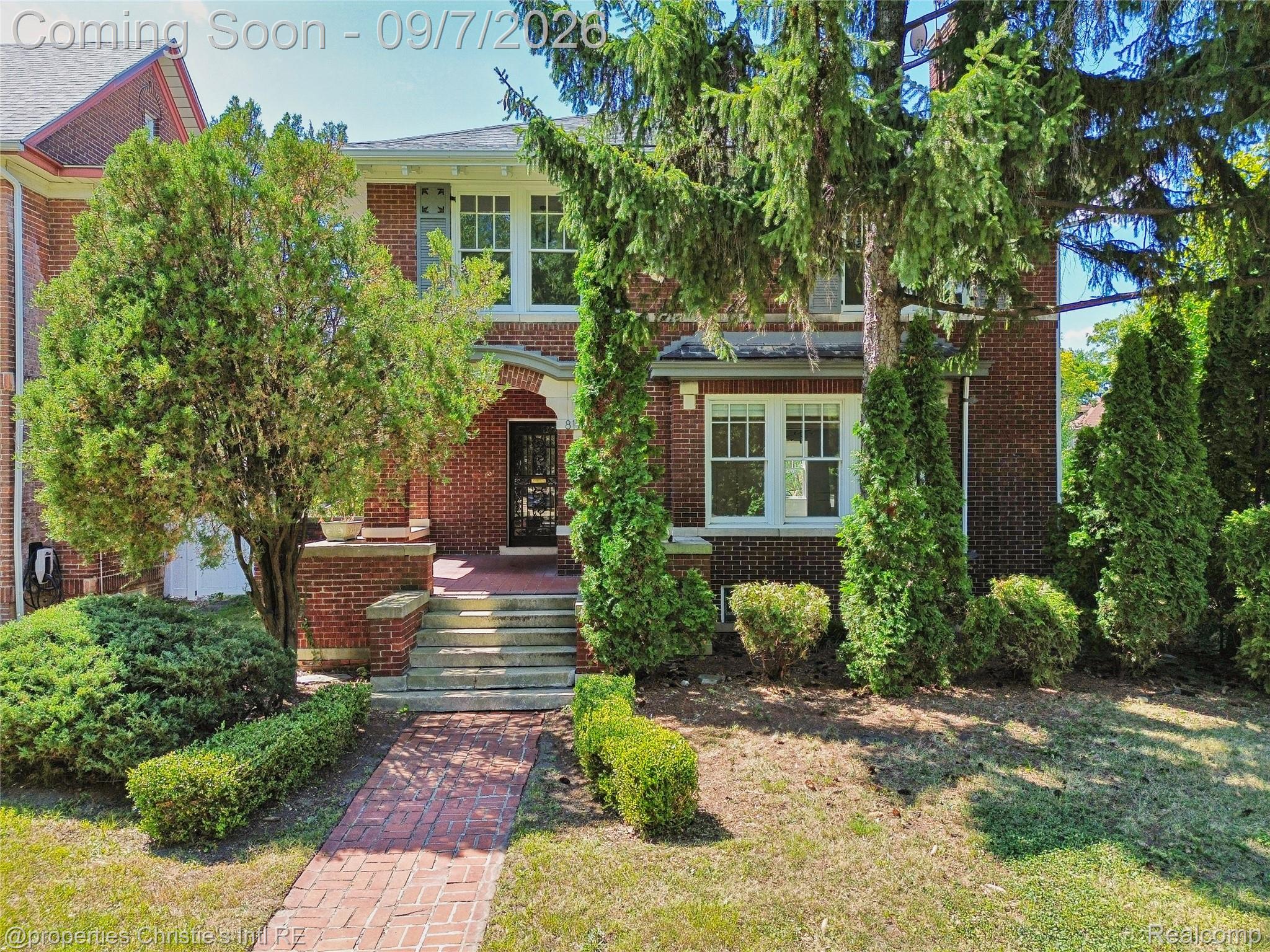 8177 La Salle Boulevard