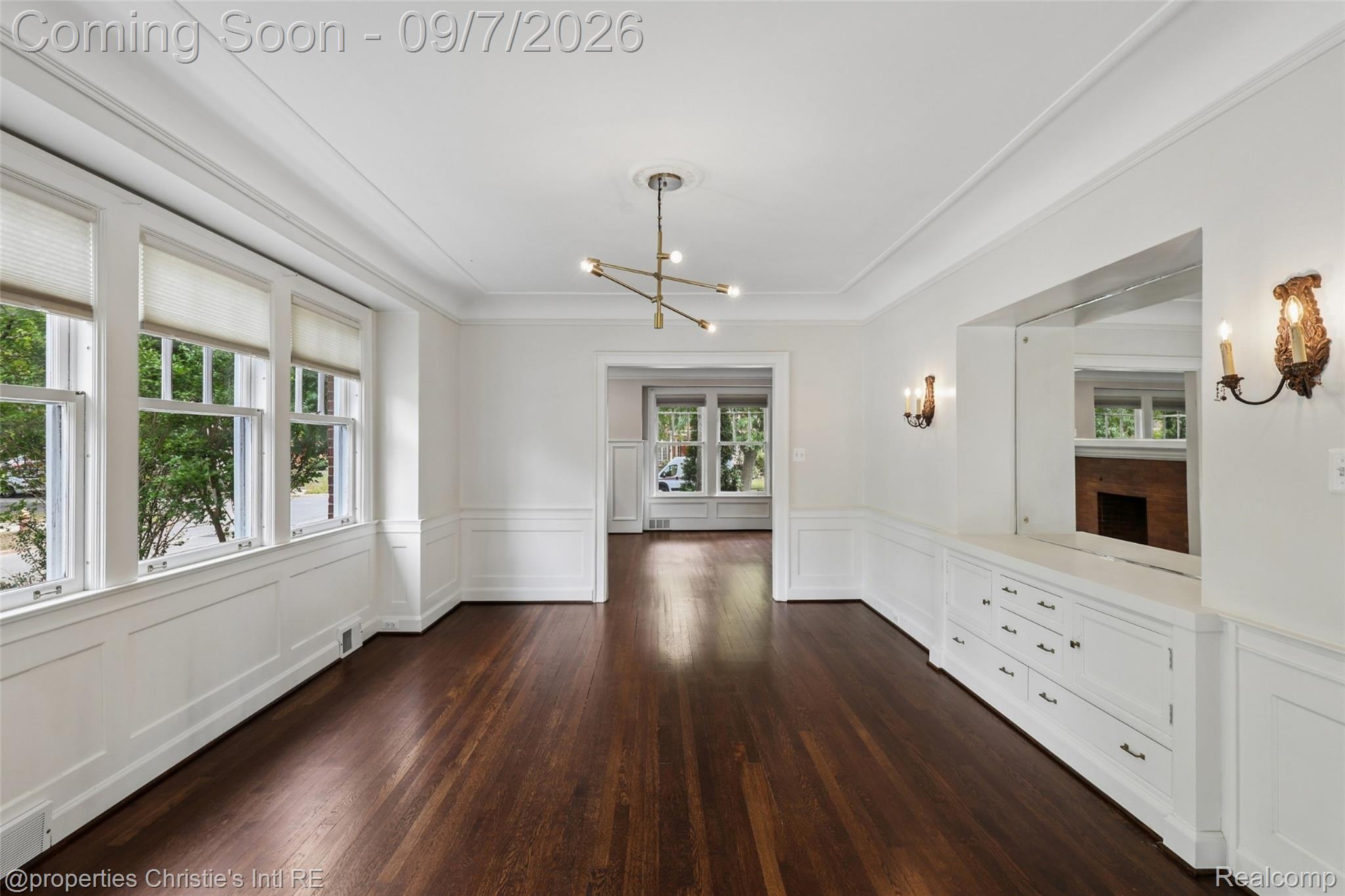 8177 La Salle Boulevard