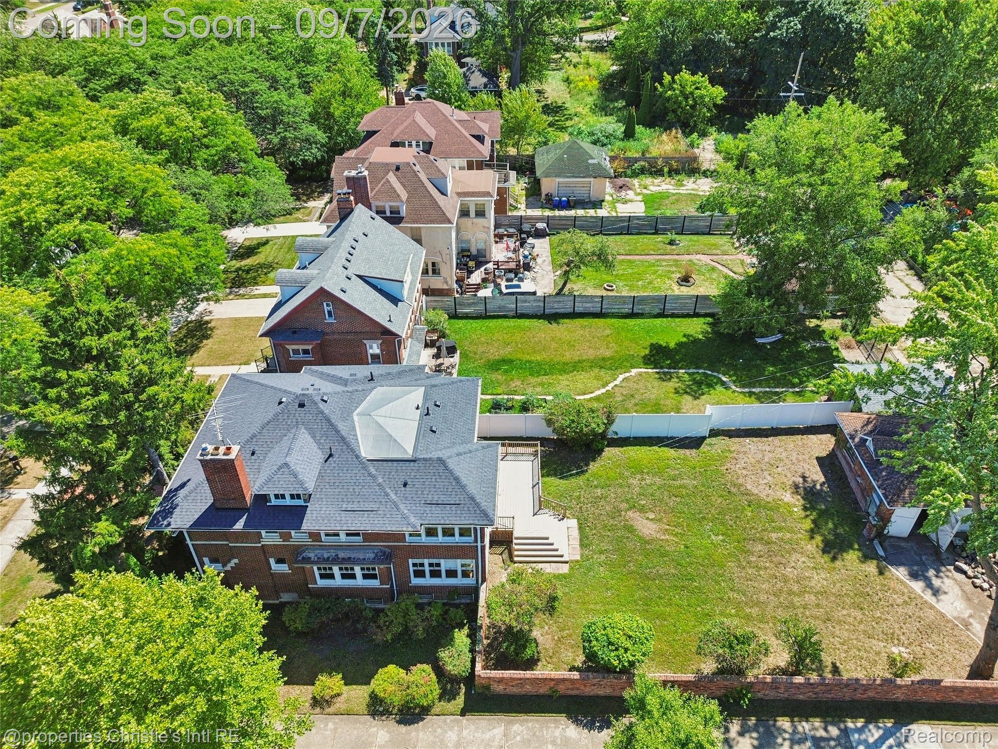 8177 La Salle Boulevard