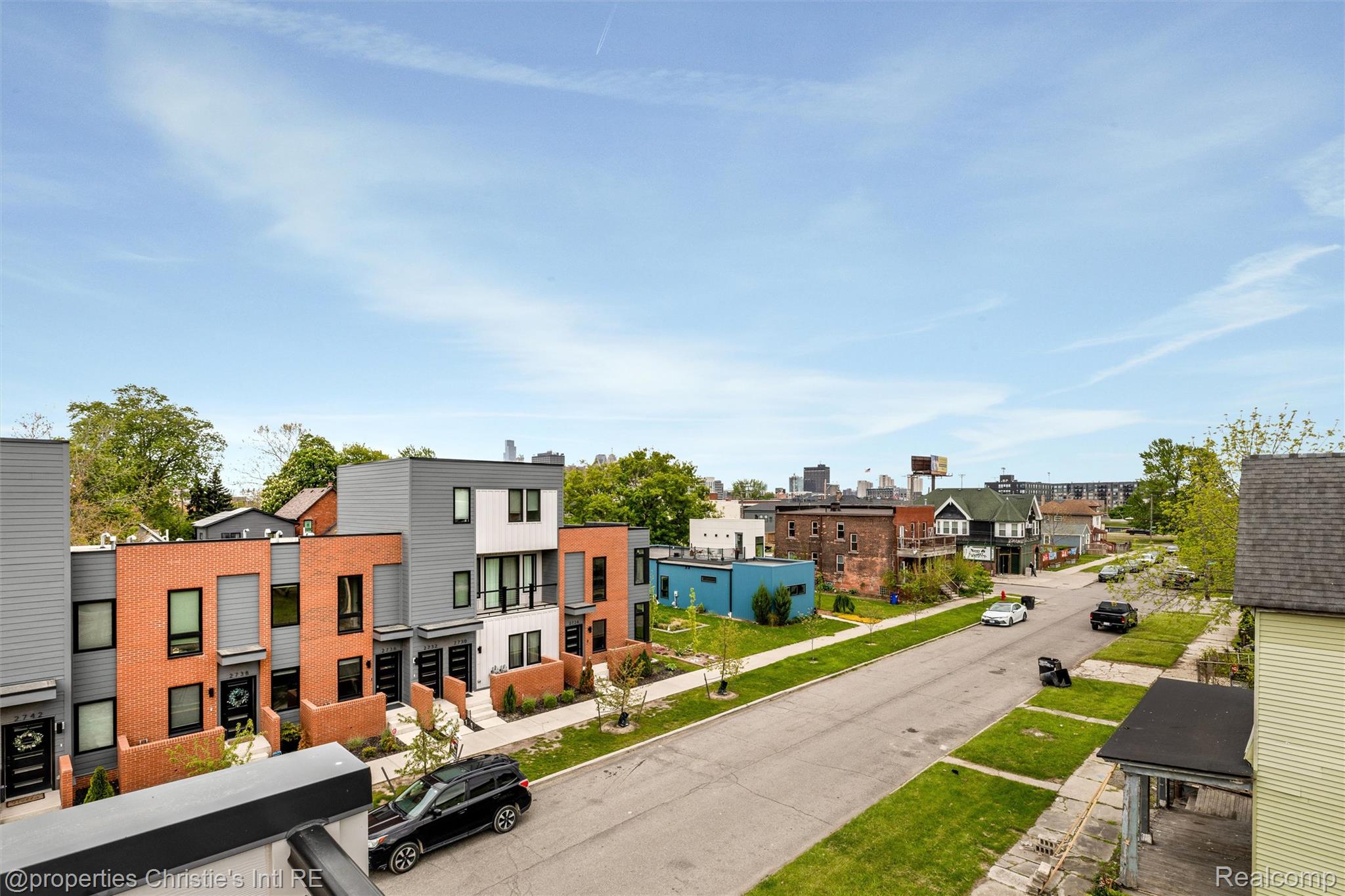 1803 Perry Street Unit: 9