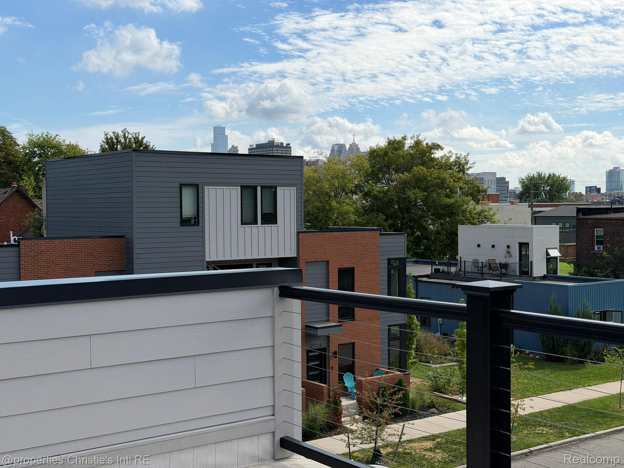 1803 Perry Street Unit: 9