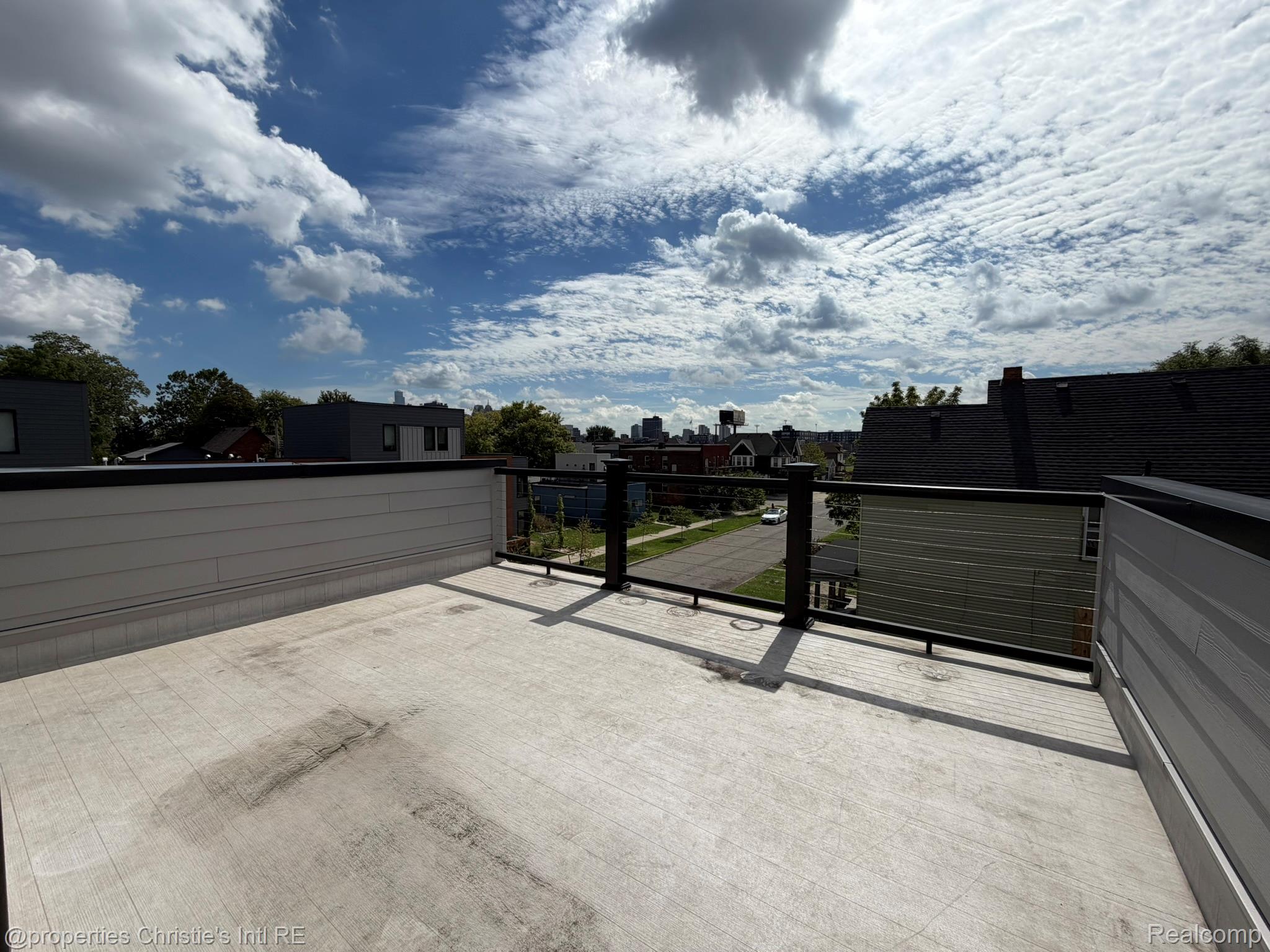 1803 Perry Street Unit: 9