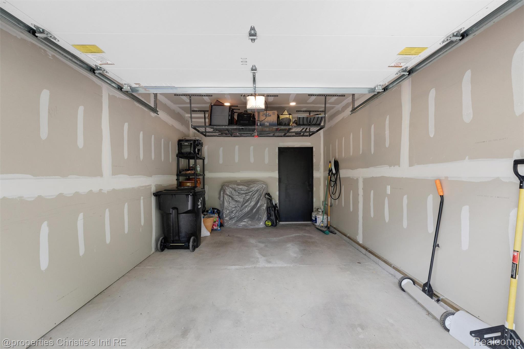 1803 Perry Street Unit: 9