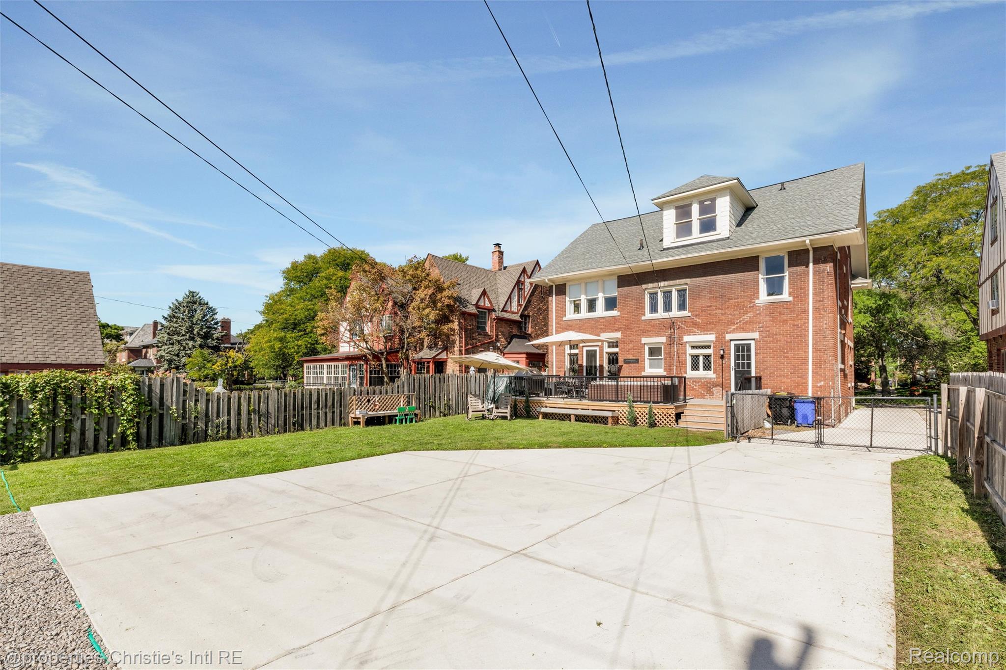 2325 W Boston Boulevard